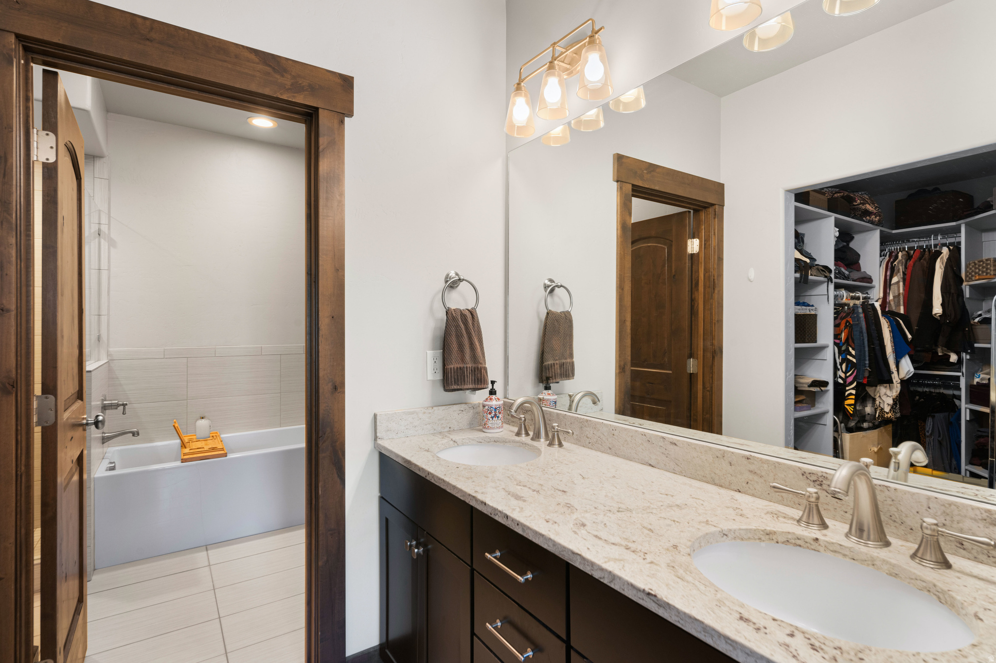 BLACK ROCK RIDGE - Residential