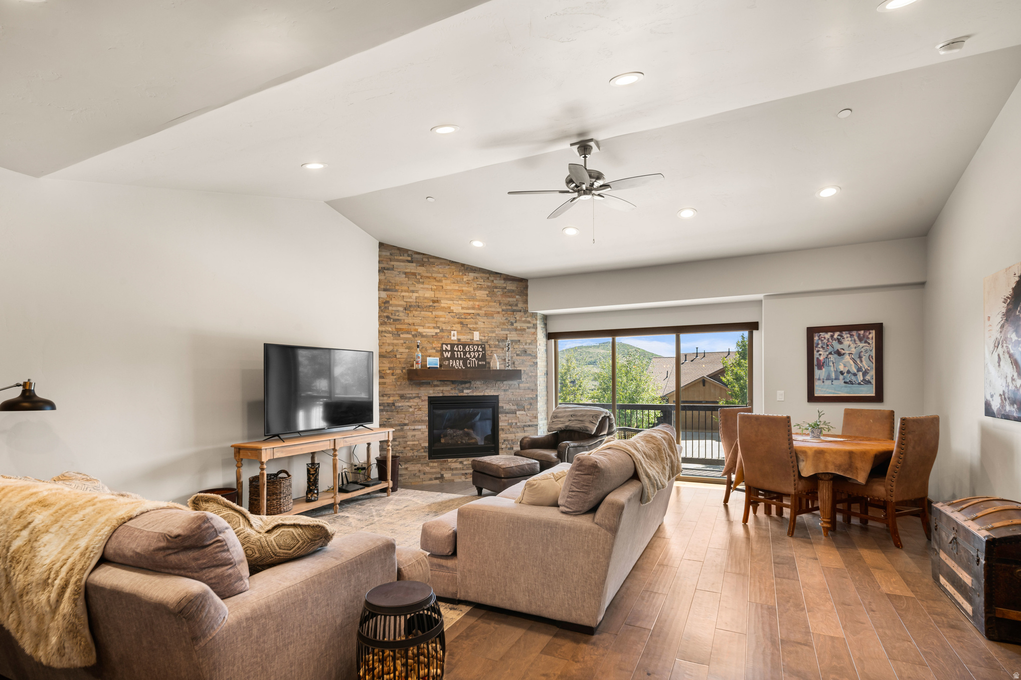 BLACK ROCK RIDGE - Residential