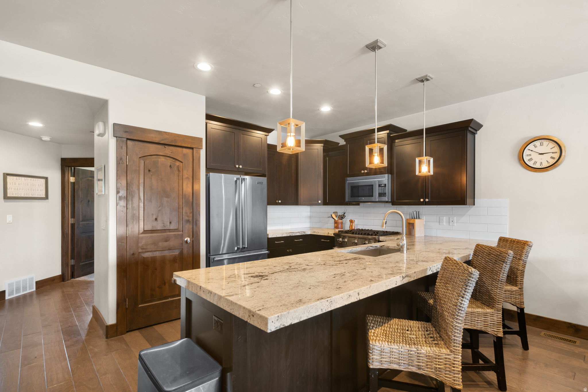 BLACK ROCK RIDGE - Residential