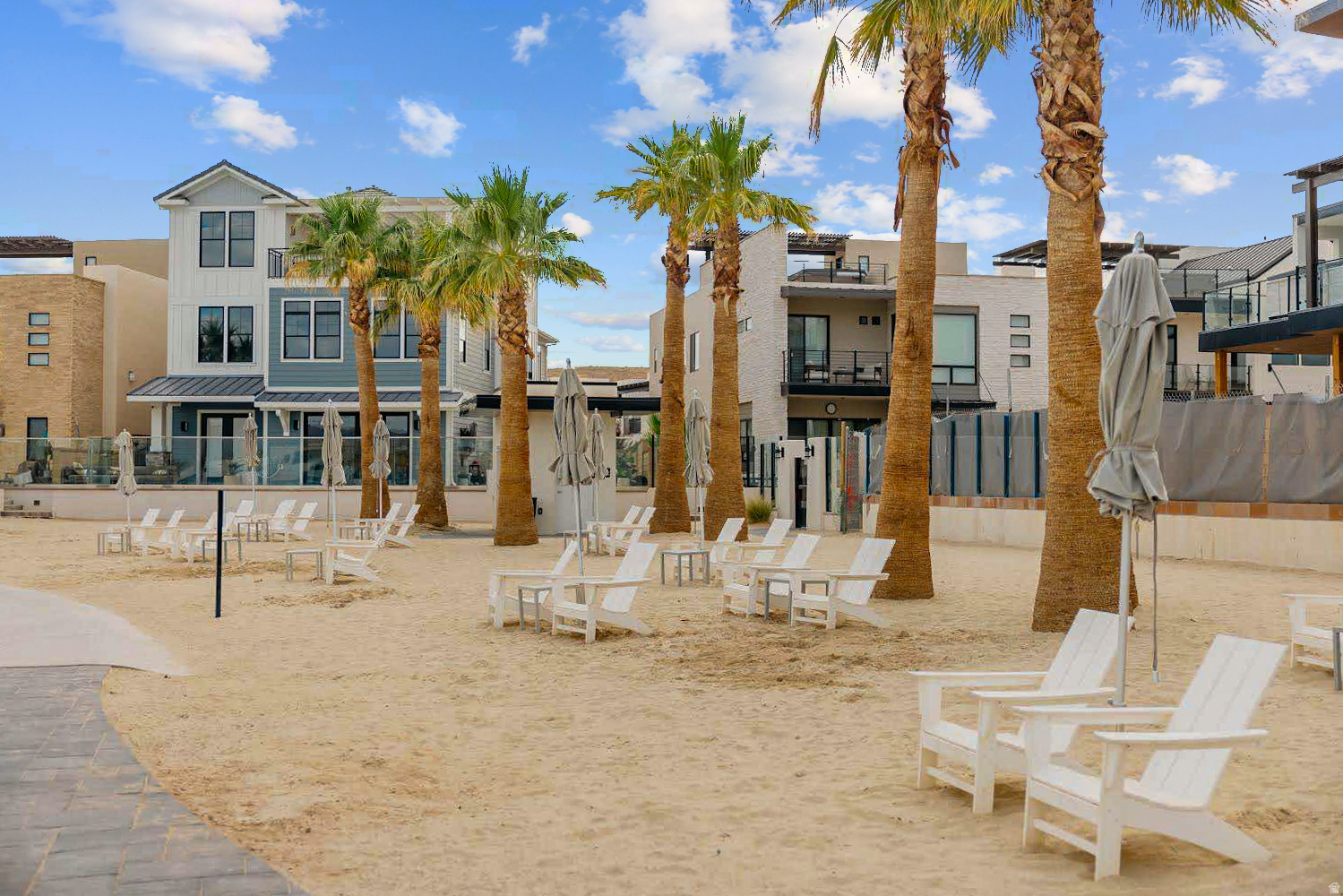 DESERT COLOR SKYLINE COMDOMINIUM PLAT - Residential