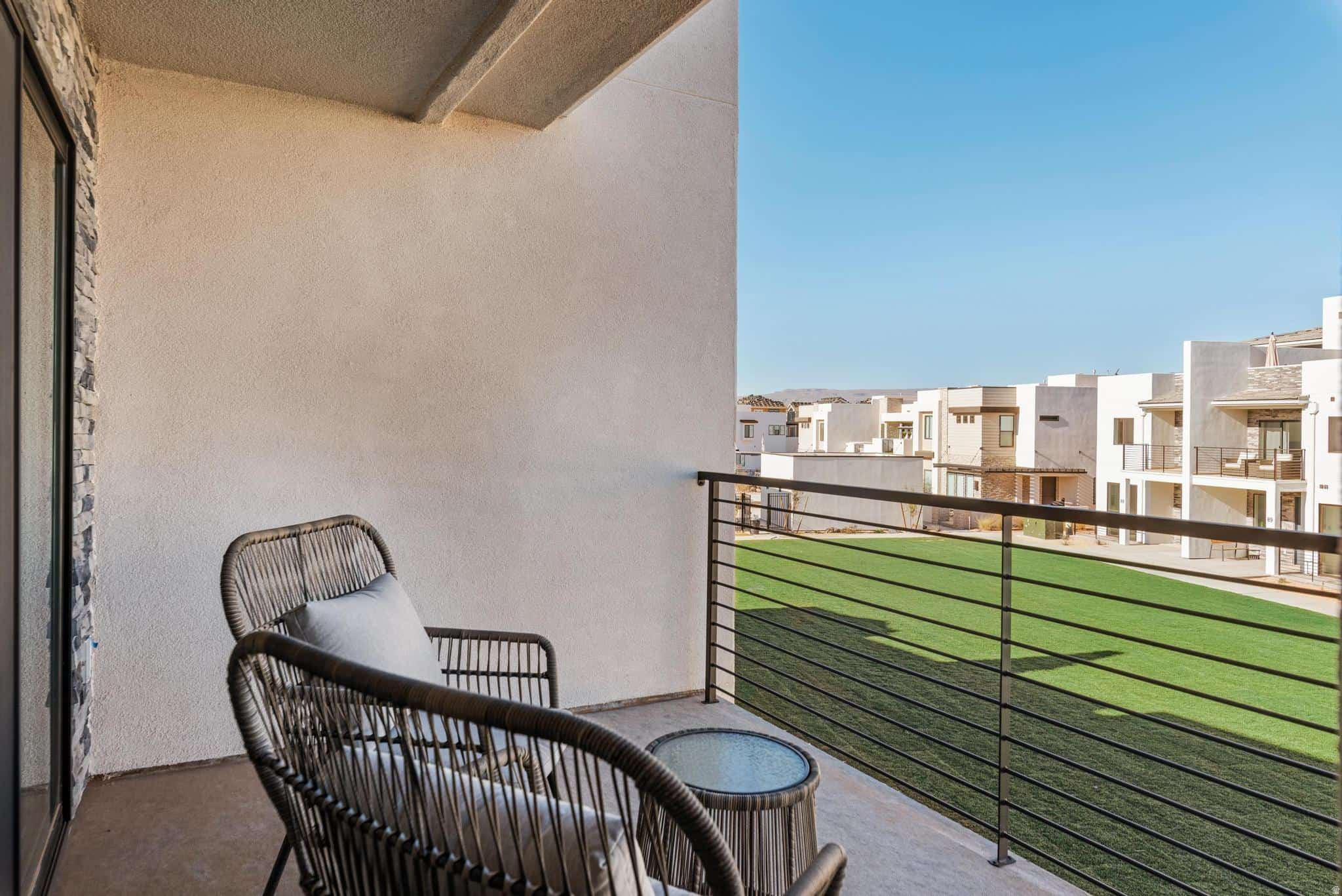 DESERT COLOR SKYLINE COMDOMINIUM PLAT - Residential