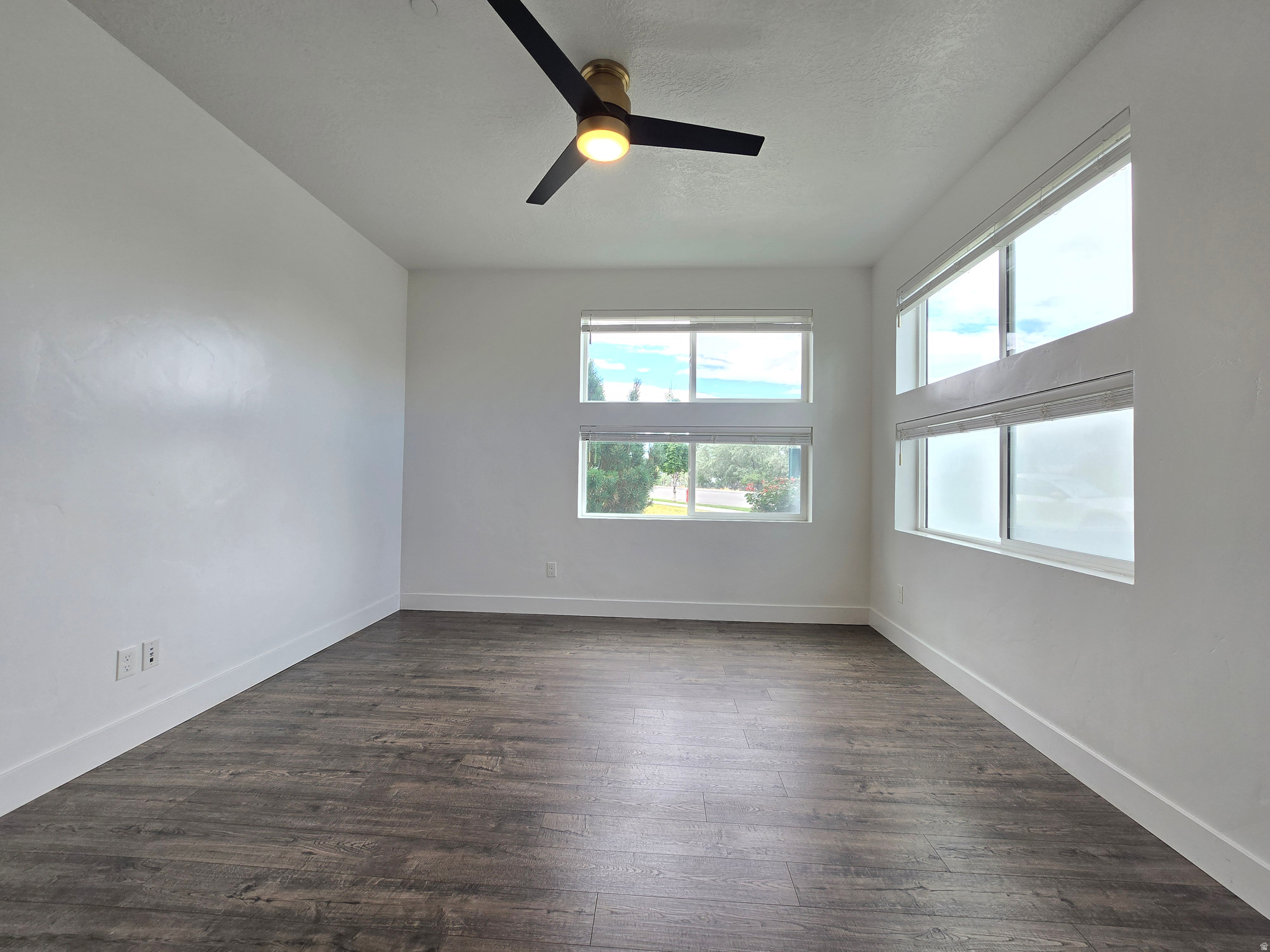 WEST SQUARE - Residential