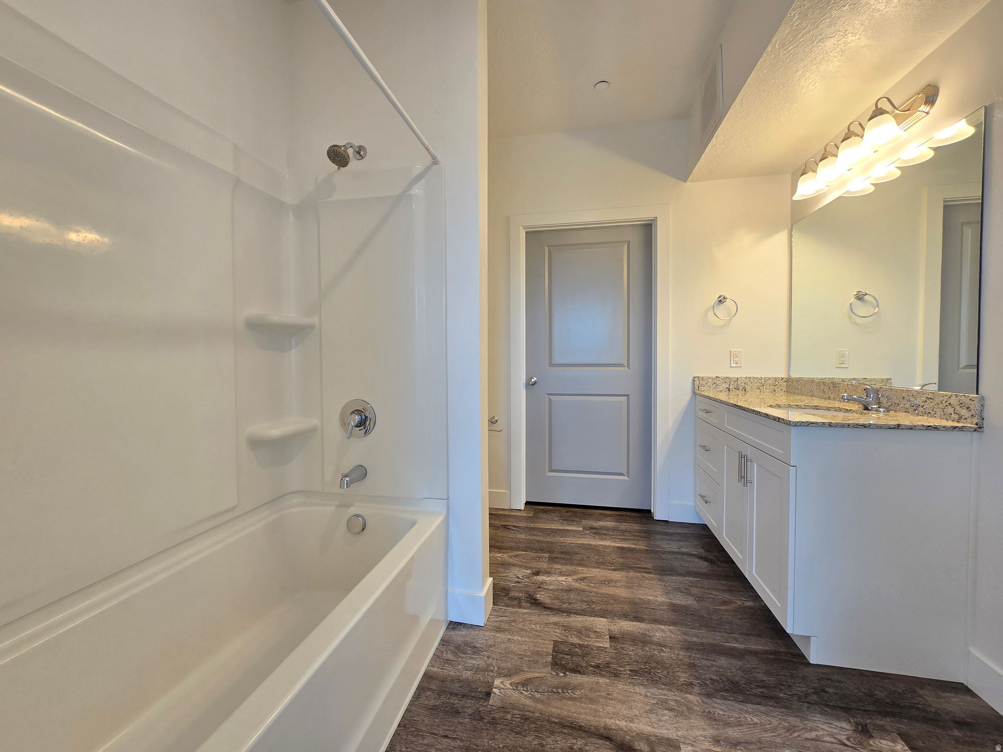 WEST SQUARE - Residential