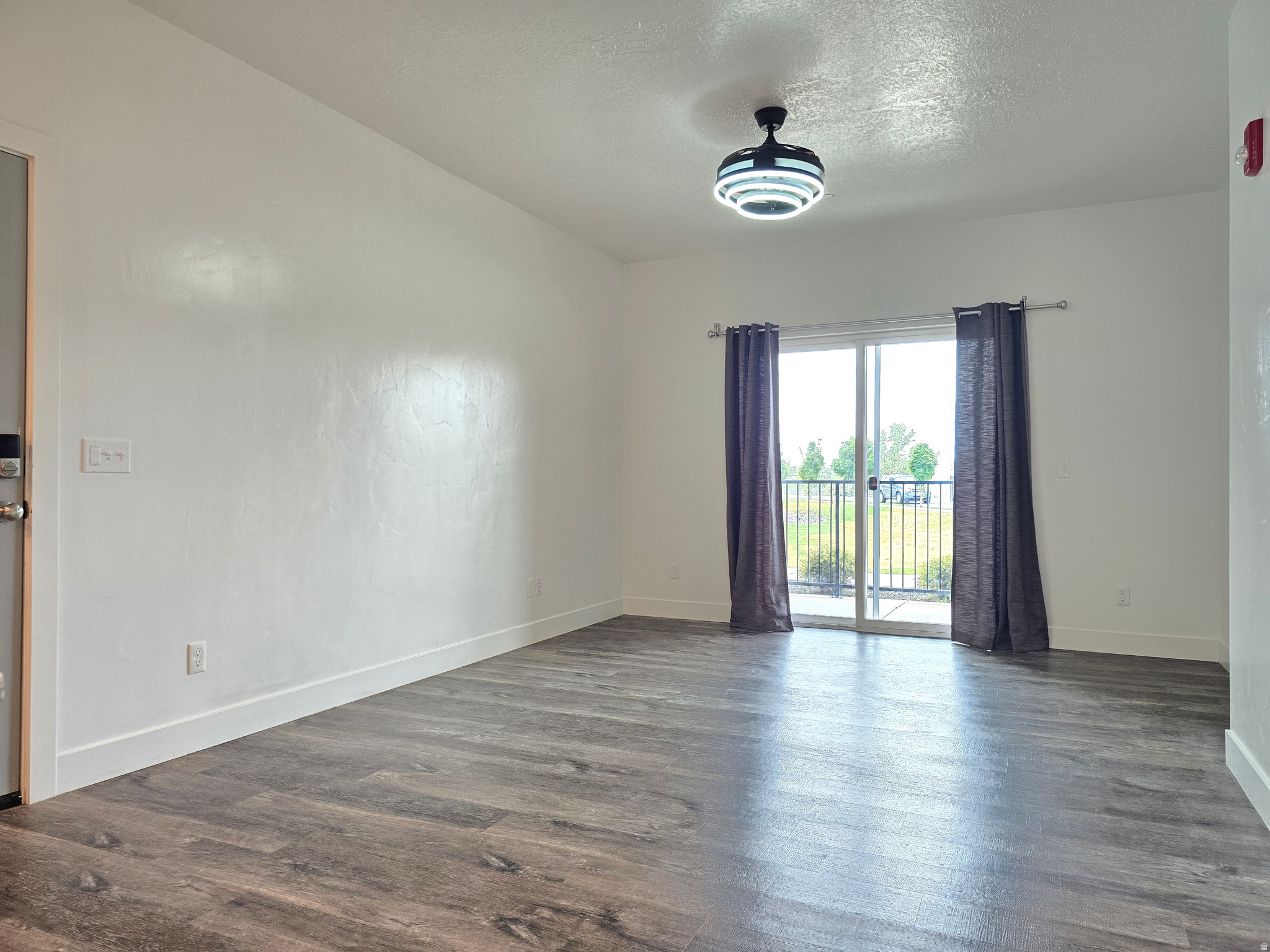 WEST SQUARE - Residential
