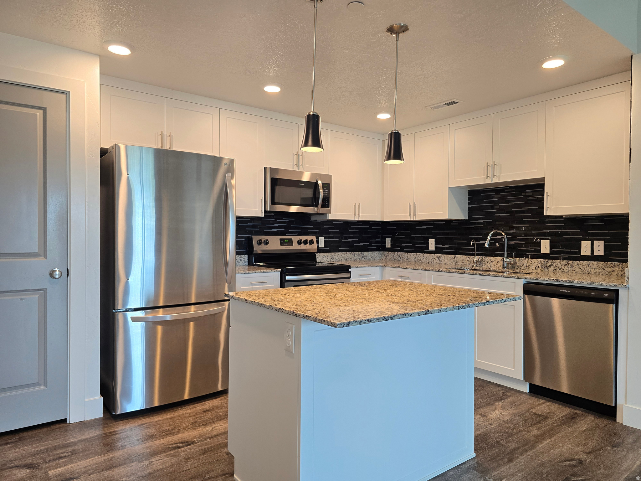 WEST SQUARE - Residential