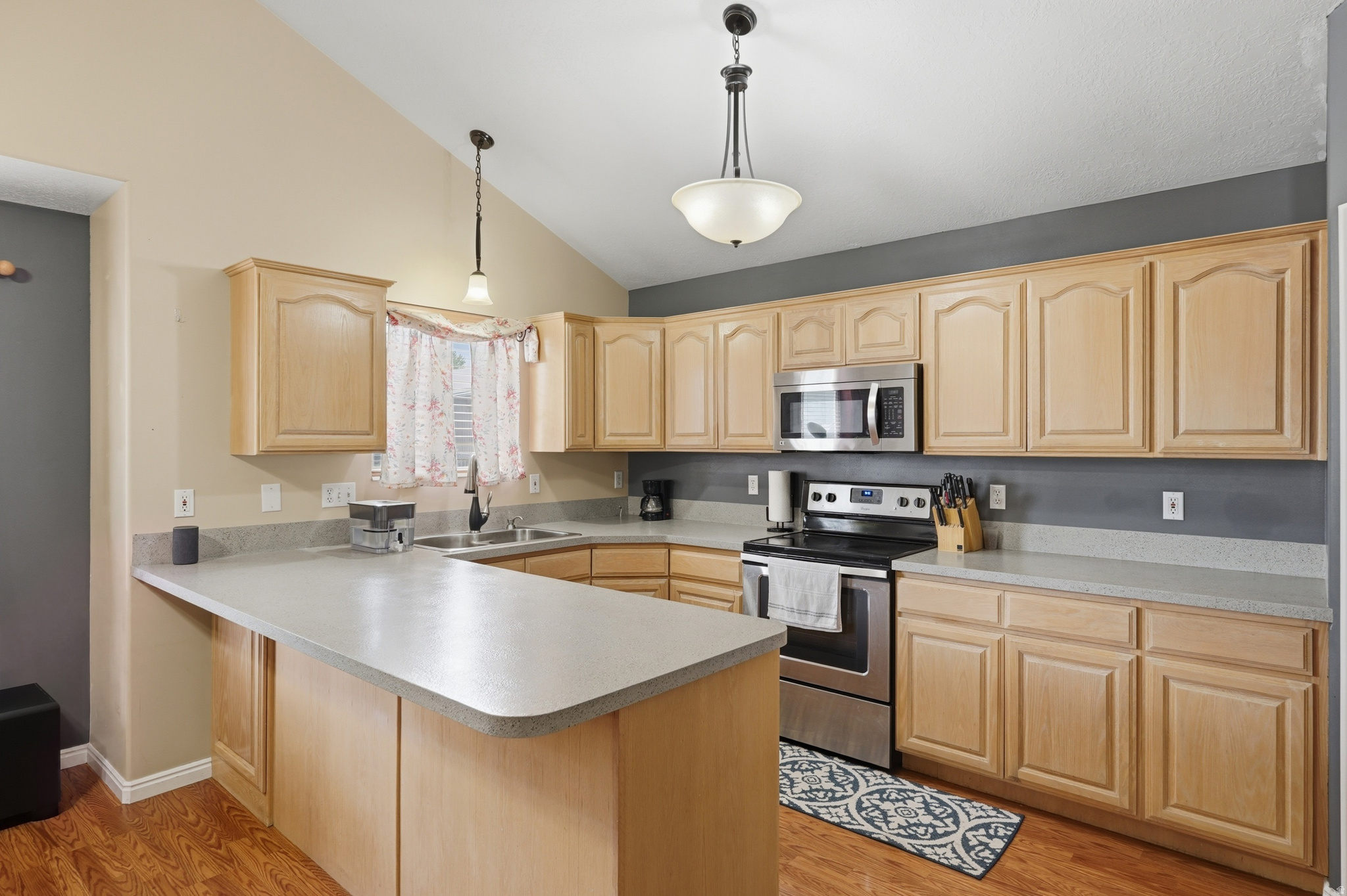 EVERGREEN ESTATES PH - Residential