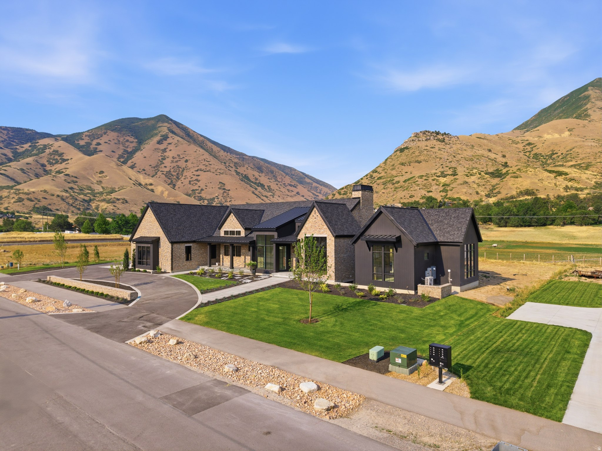 WREN MEADOWS - Residential