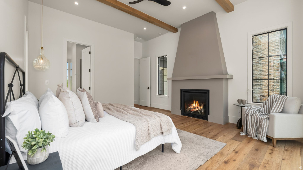 WREN MEADOWS - Residential