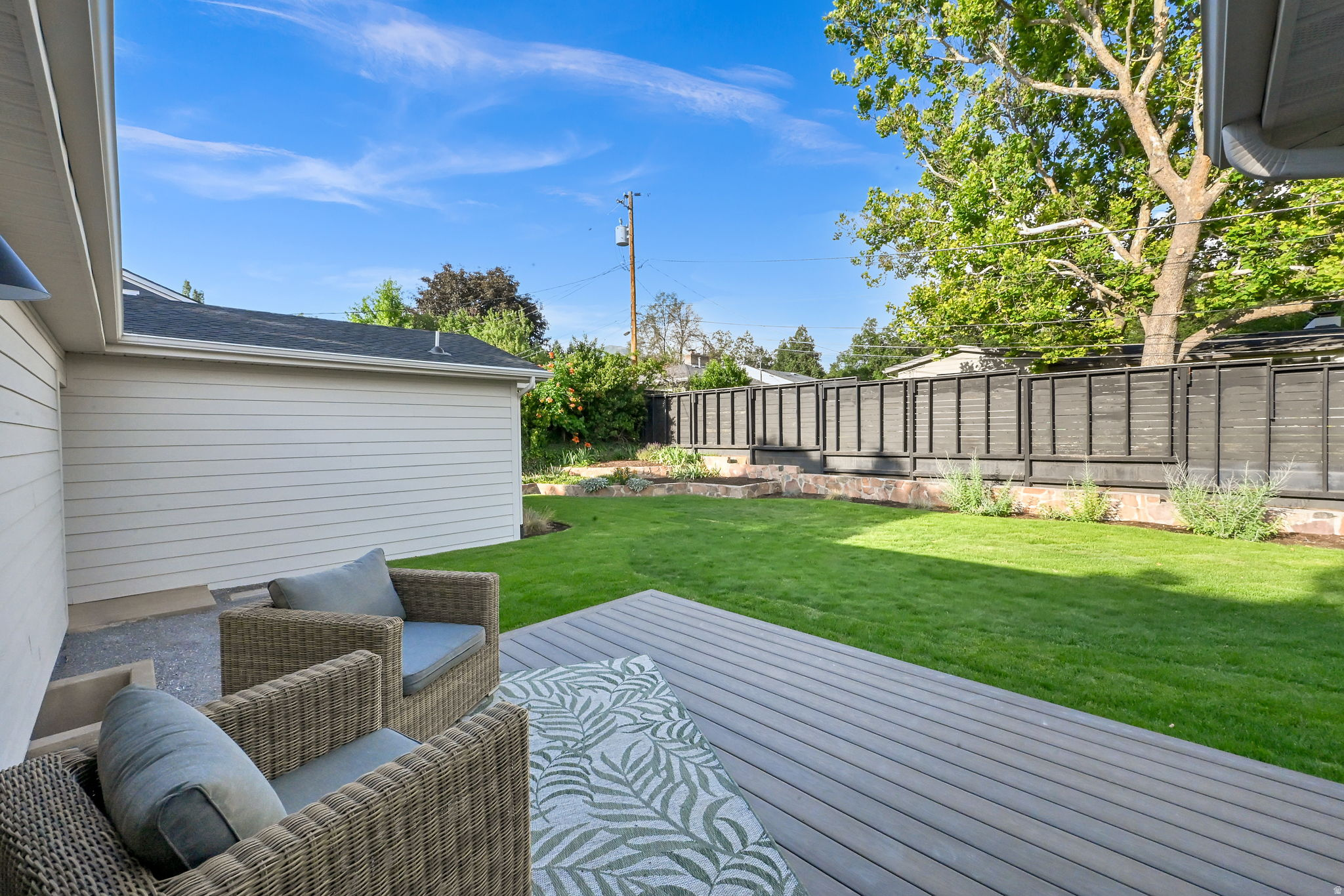 EL RAY PARK - Residential