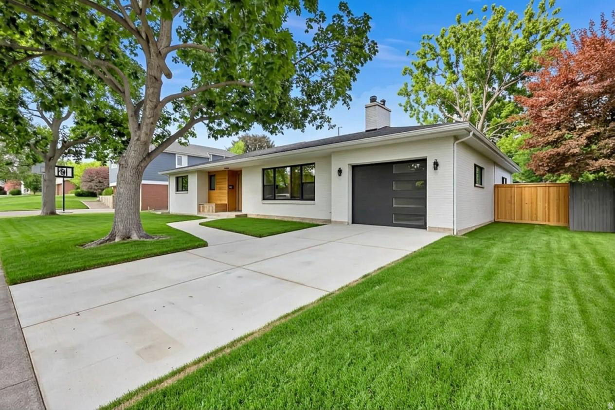 EL RAY PARK - Residential