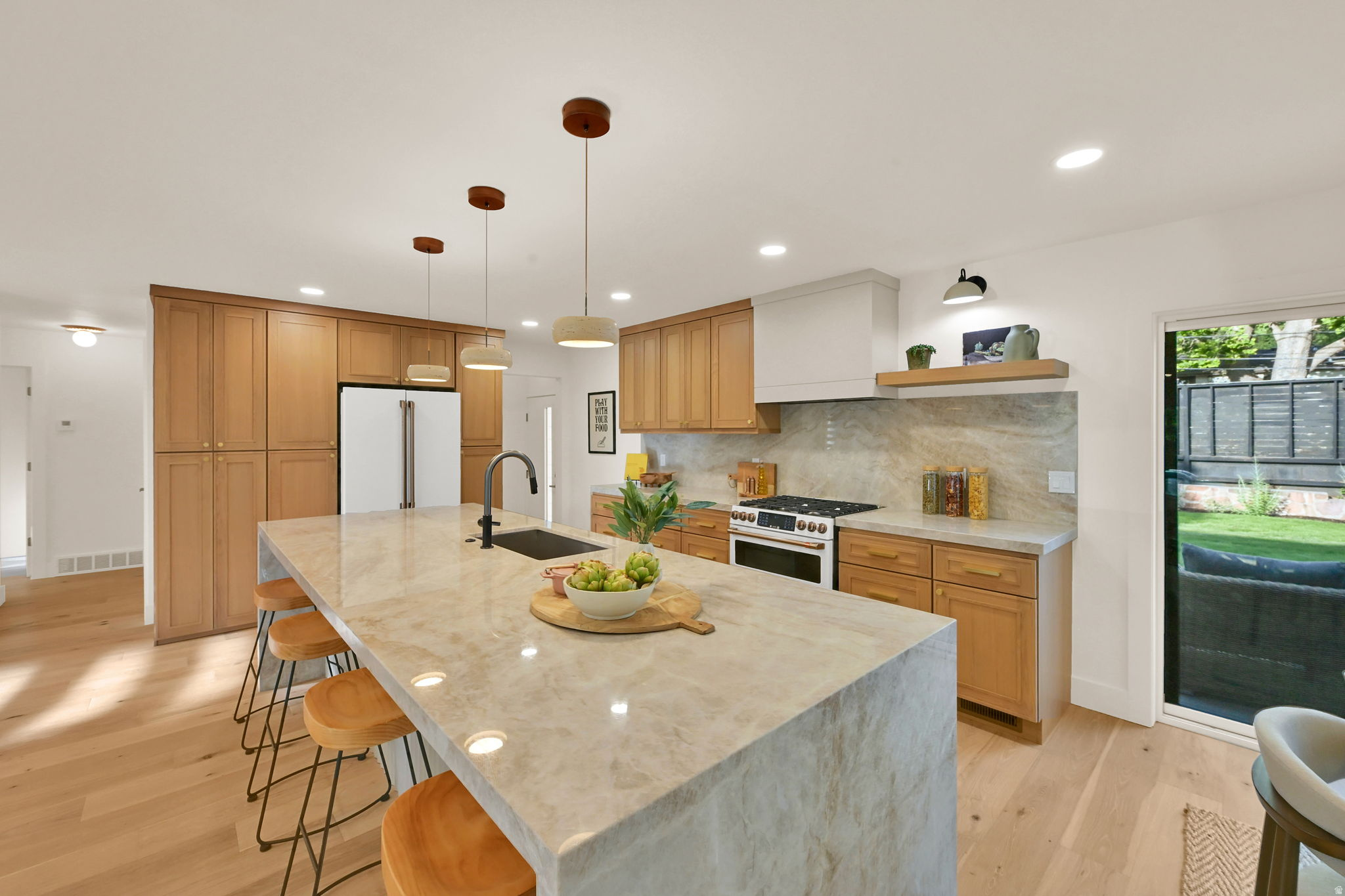 EL RAY PARK - Residential