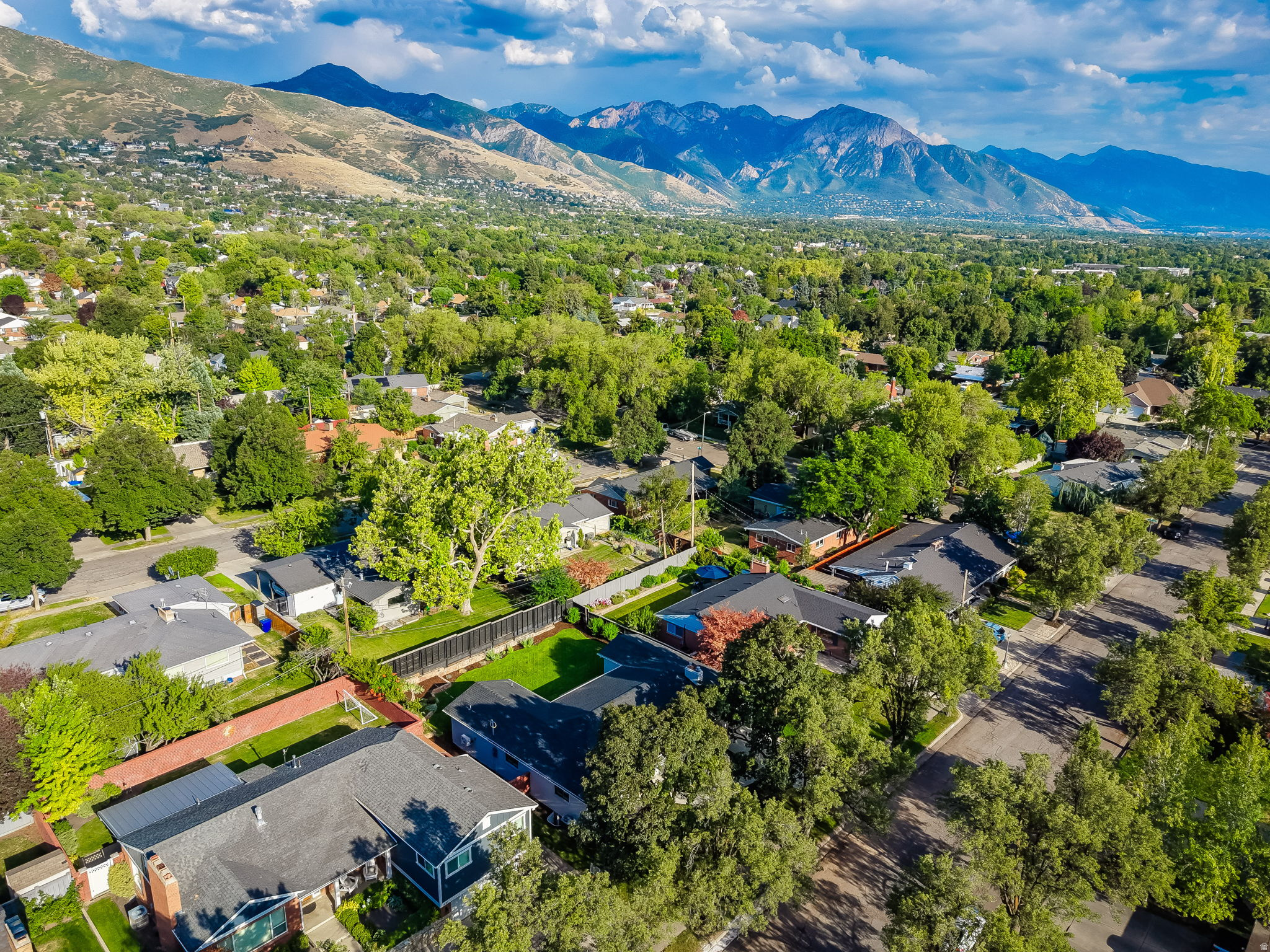 EL RAY PARK - Residential