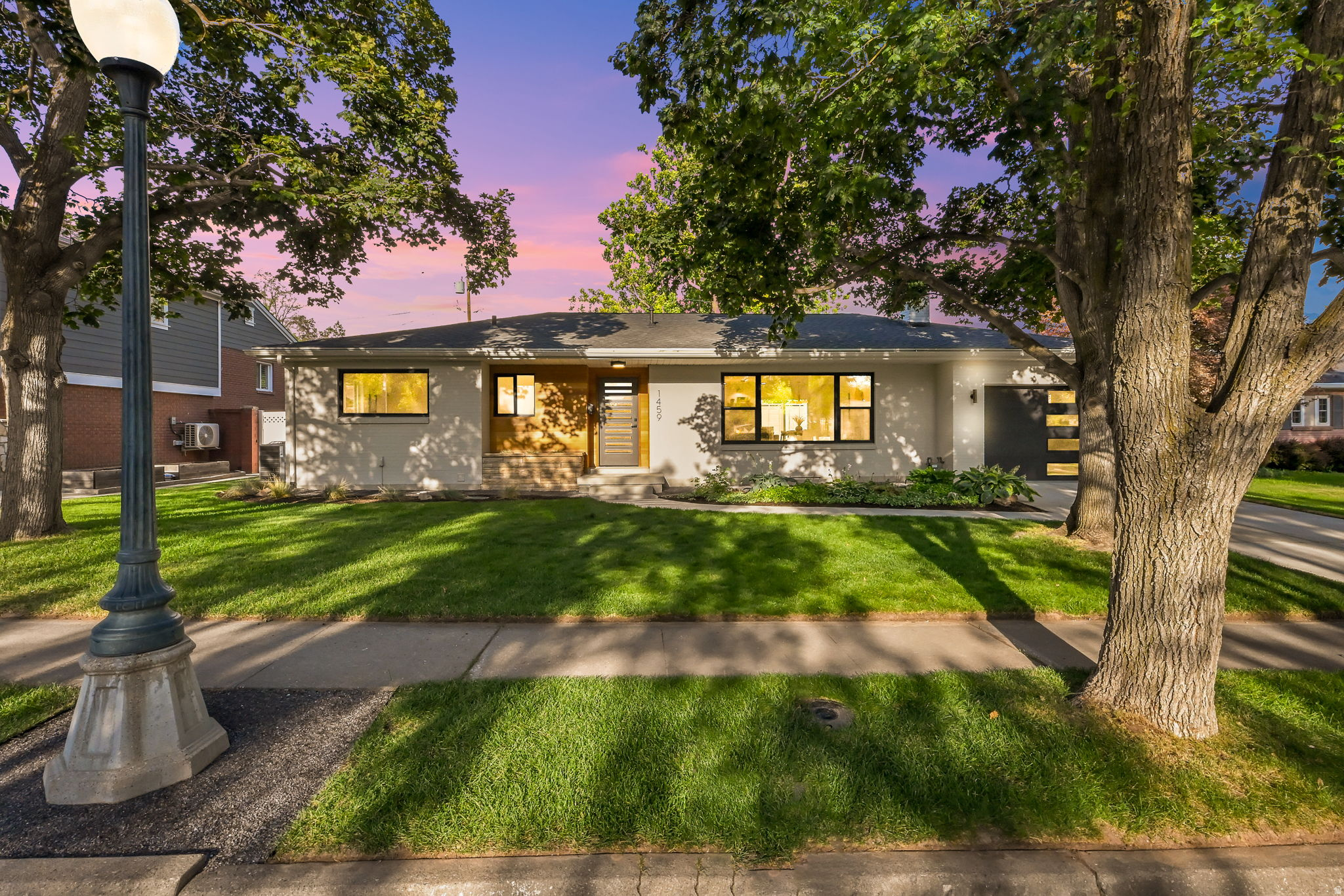 EL RAY PARK - Residential