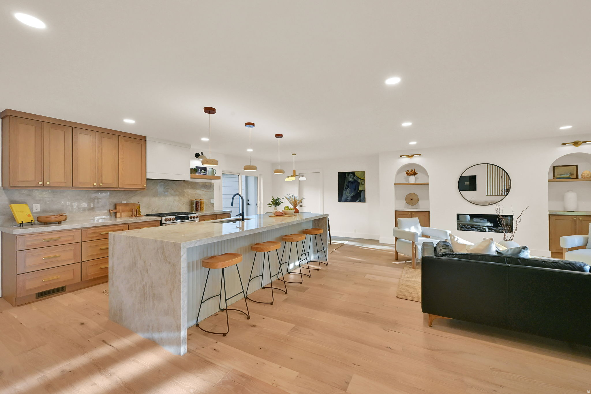 EL RAY PARK - Residential