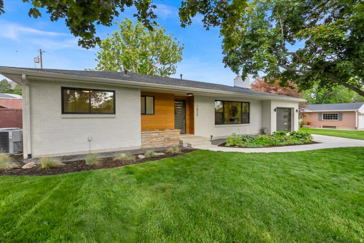 EL RAY PARK - Residential