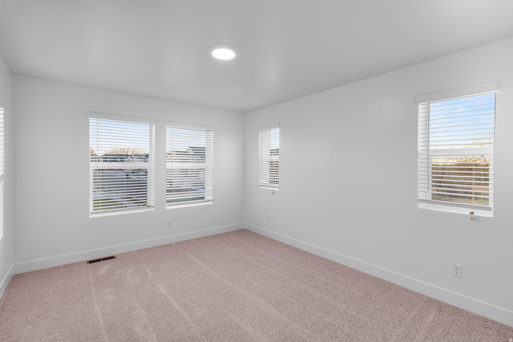 NORTH POINT - Residential