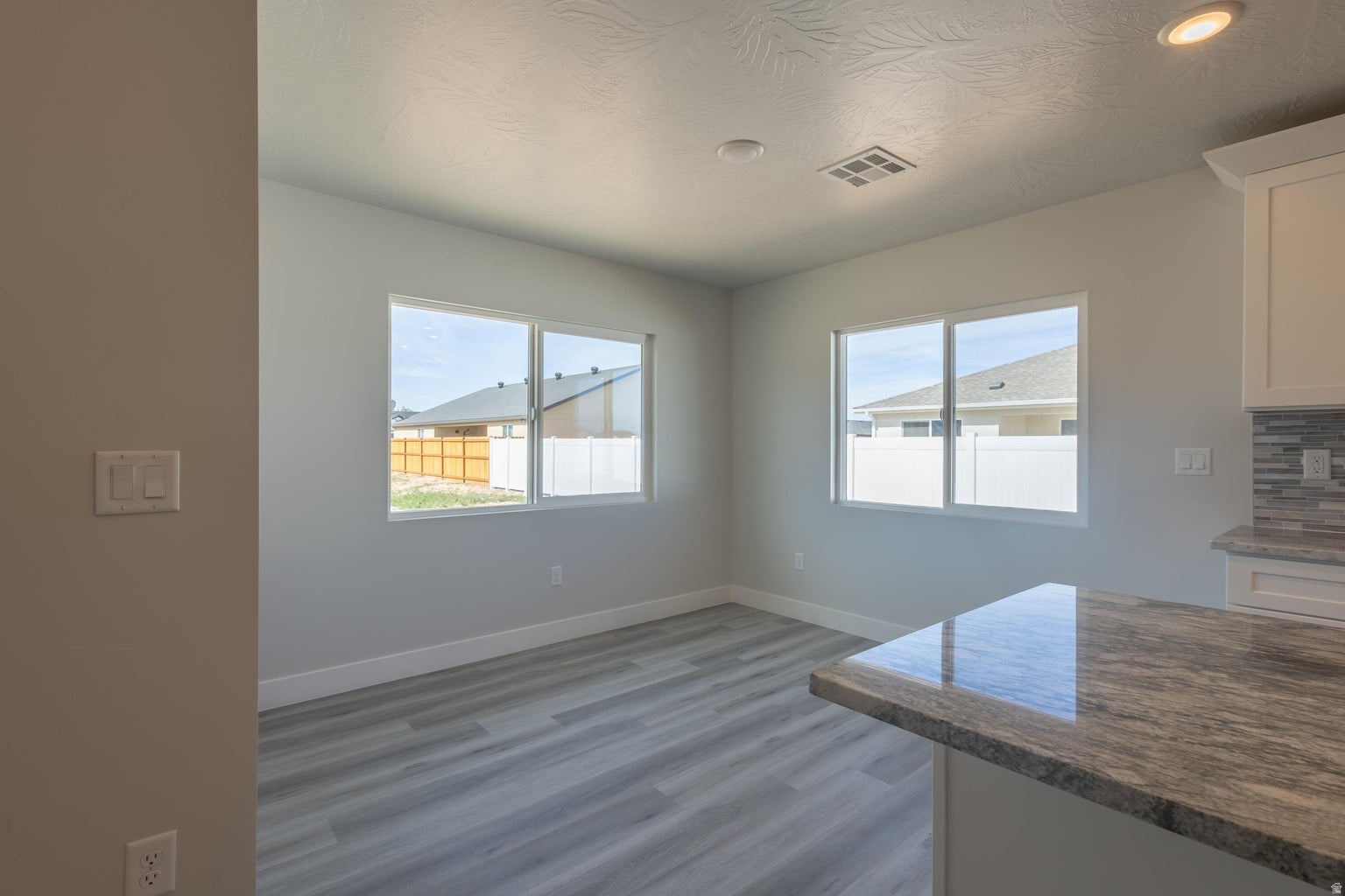 VALLEY GATE ESTATES - Residential