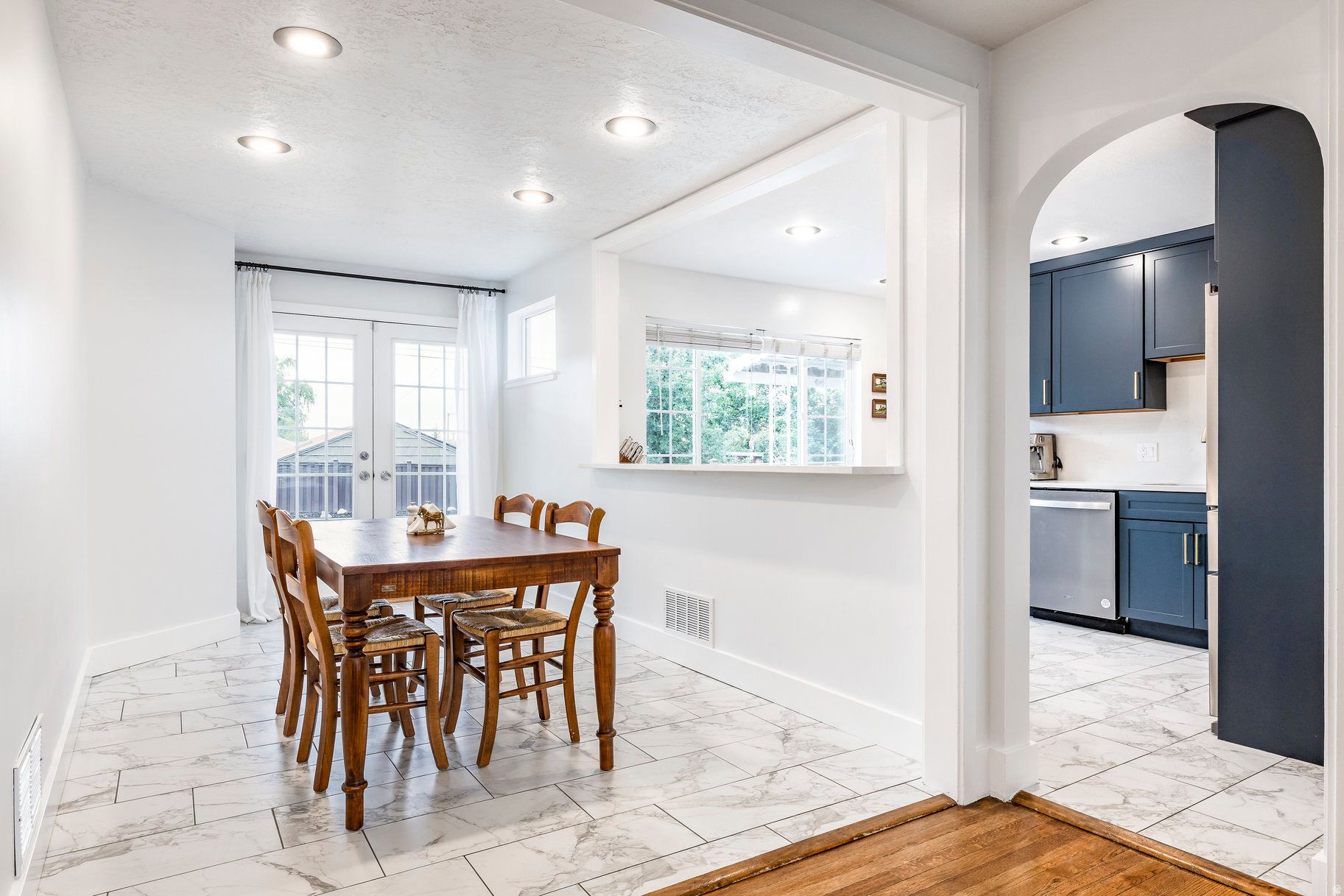 NORTH MILLCREEK HEIG - Residential