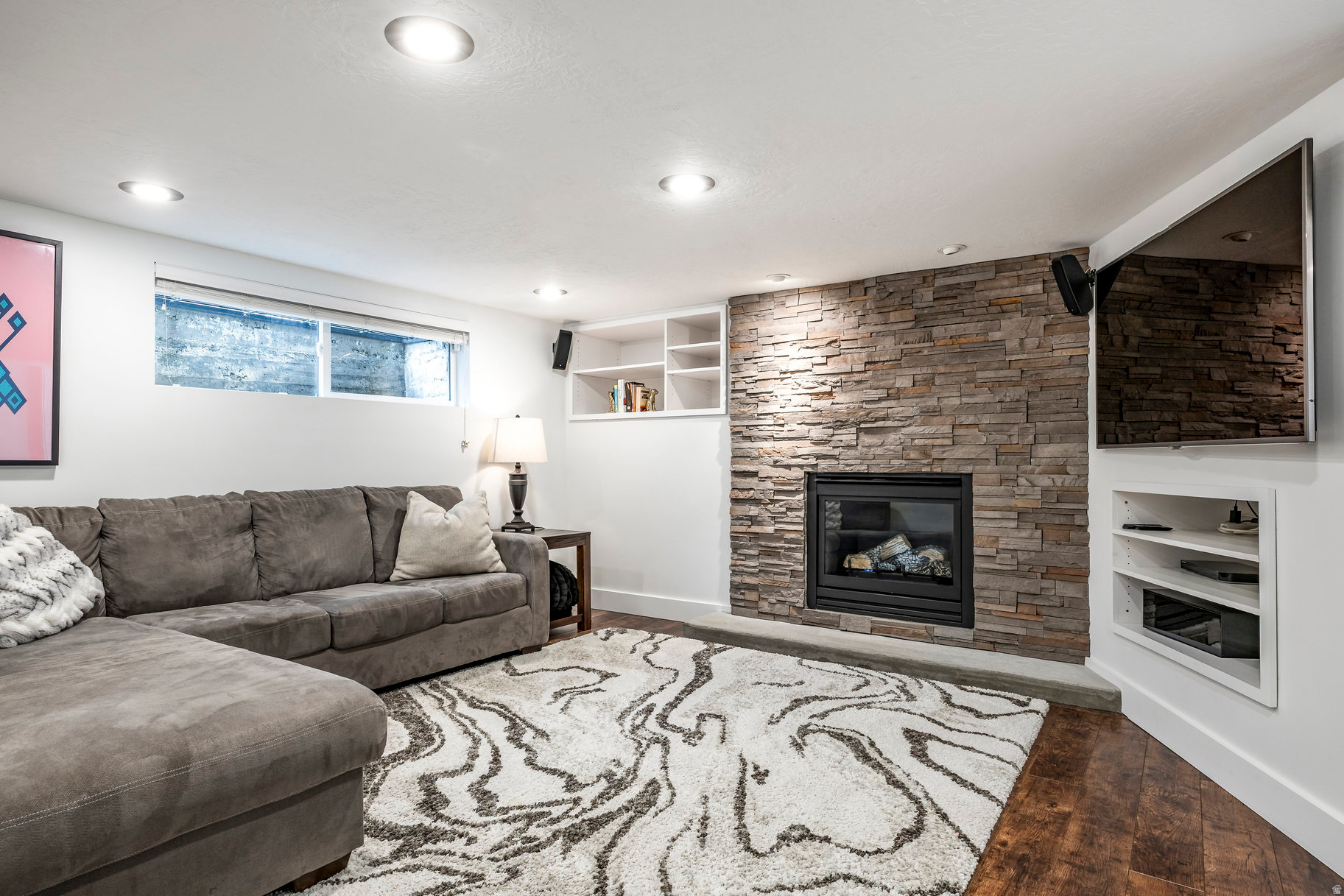 NORTH MILLCREEK HEIG - Residential