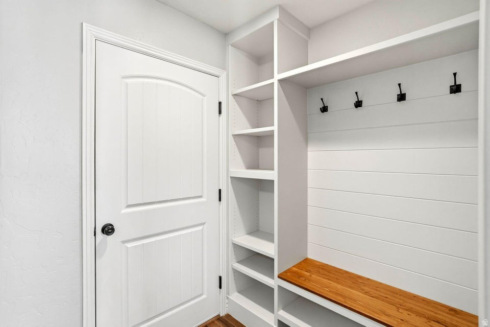 STONEHEDGE SUB PH 1 AT THE WASHINGTON - Residential