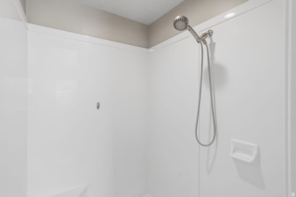 STONEHEDGE SUB PH 1 AT THE WASHINGTON - Residential