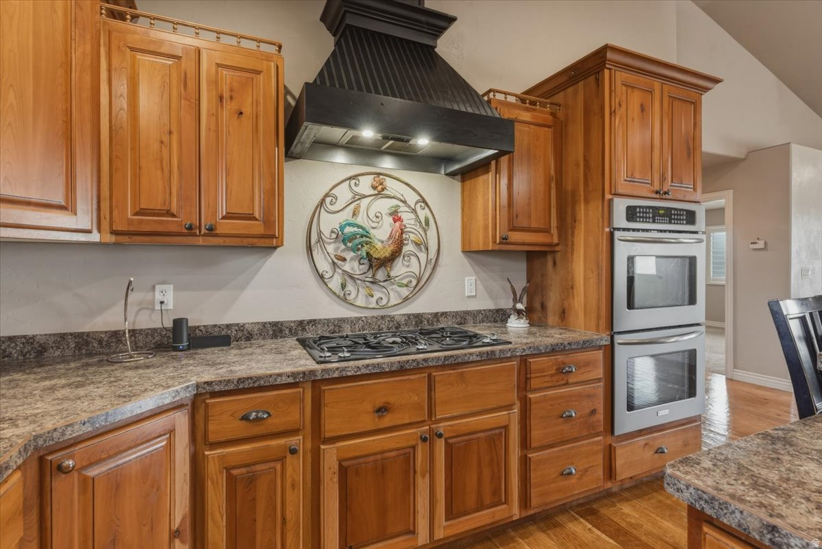 ELM TREE PARK - Residential