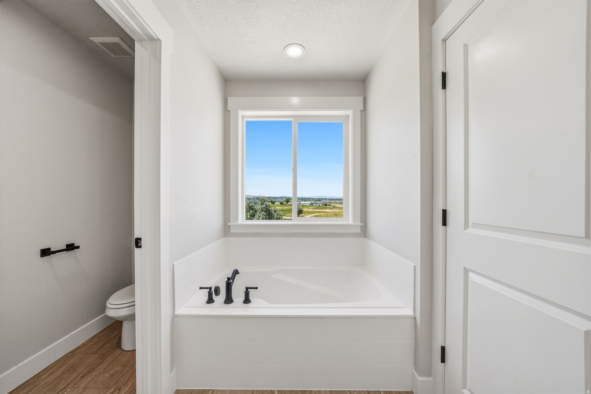 DAVIS FARMS - Residential