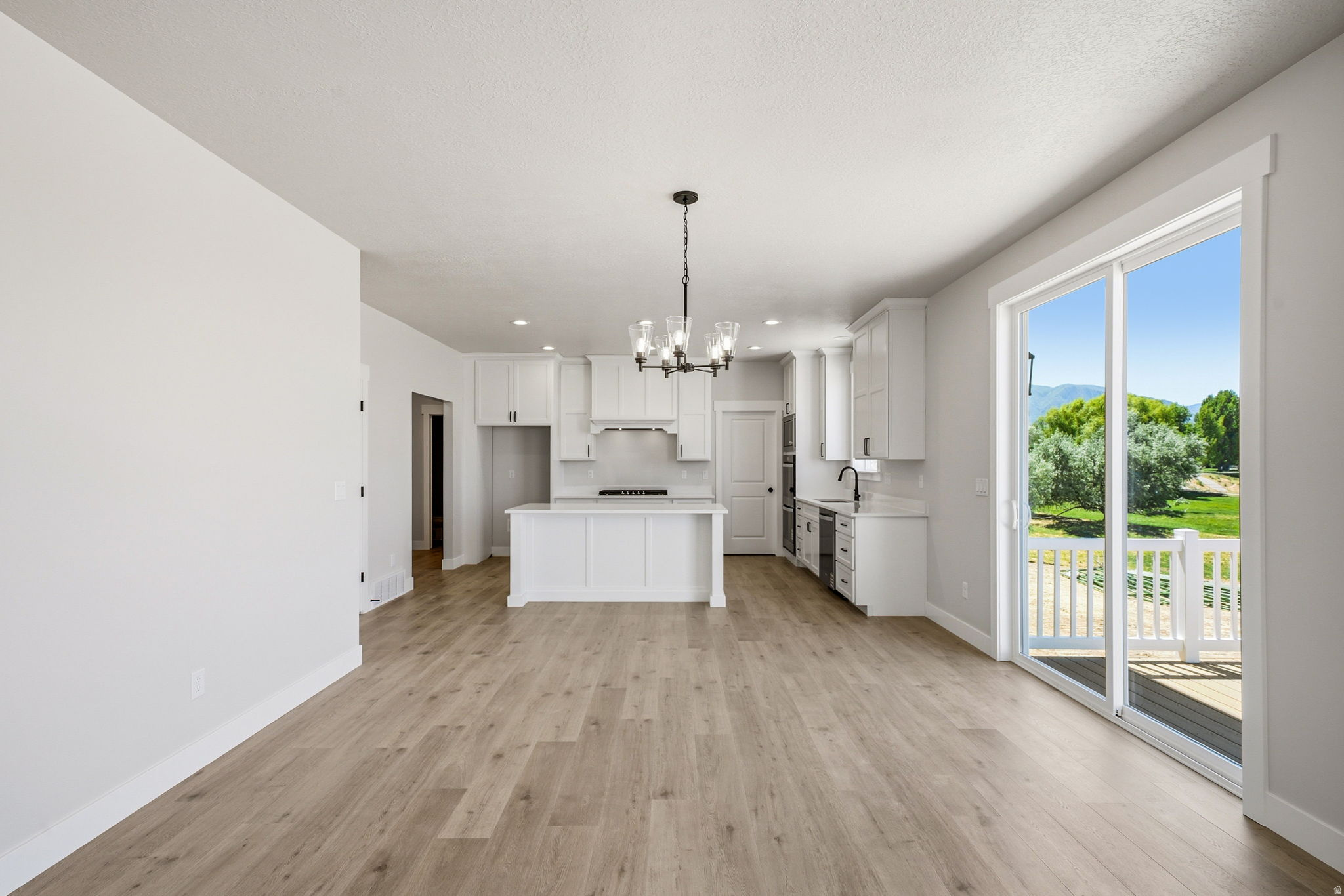 DAVIS FARMS - Residential