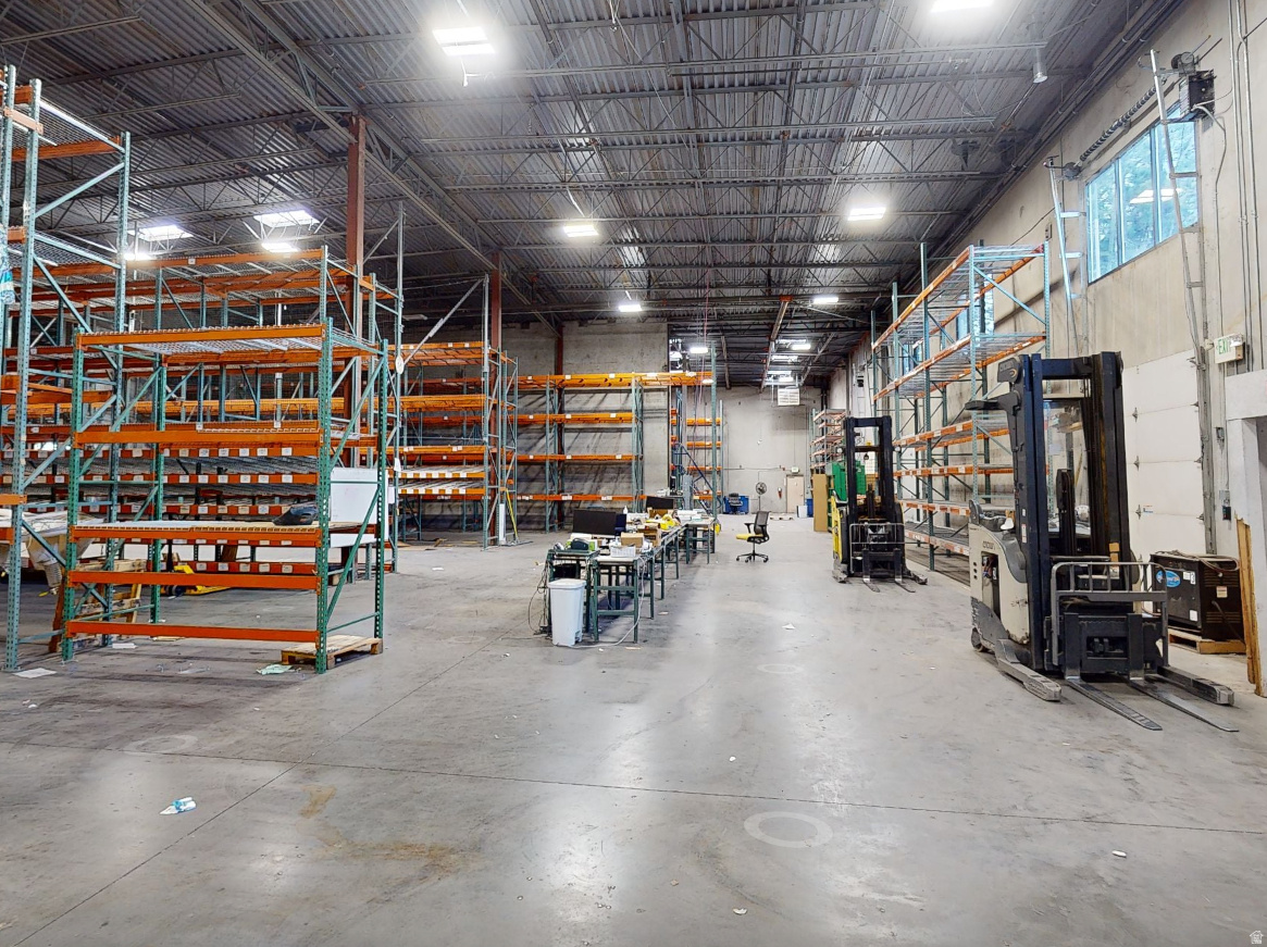 KAYSVILLE BUSINESS PARK - Commercial Sale