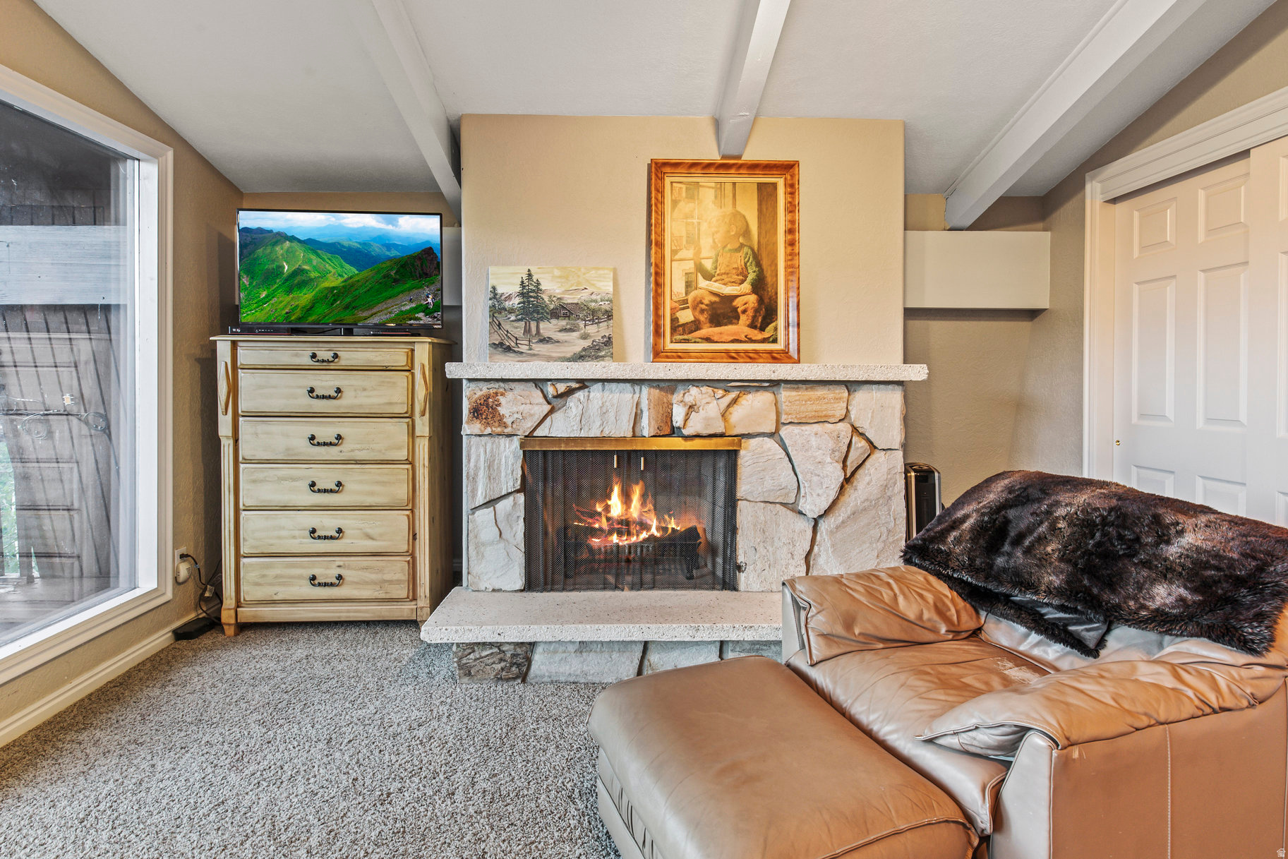 ASPEN HEART SUMMER HOMES - Residential