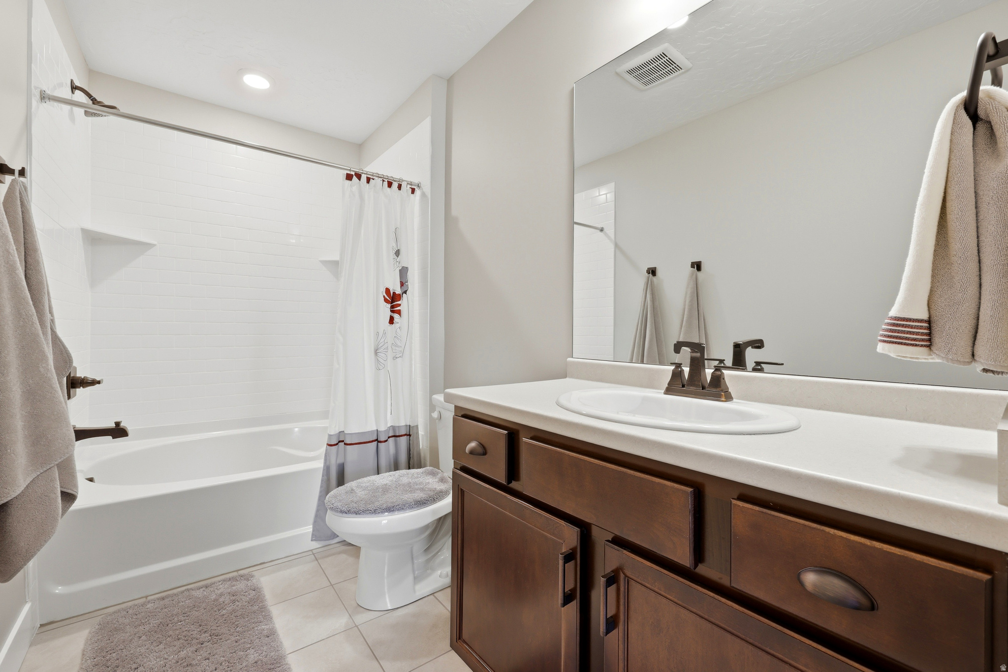 DAYBREAK SPRINGHOUSE - Residential