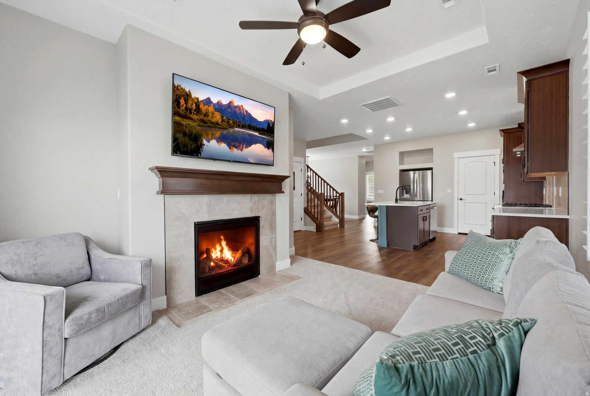 DAYBREAK SPRINGHOUSE - Residential