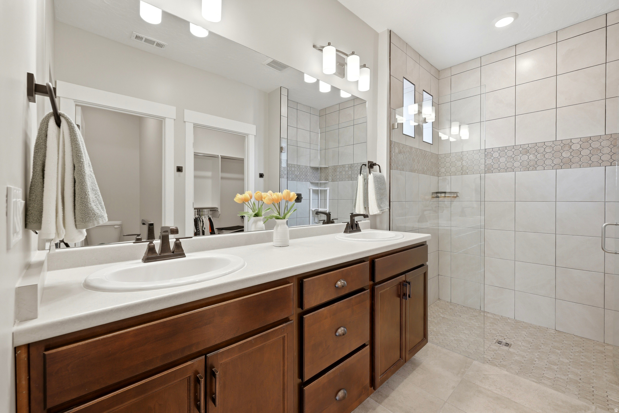 DAYBREAK SPRINGHOUSE - Residential