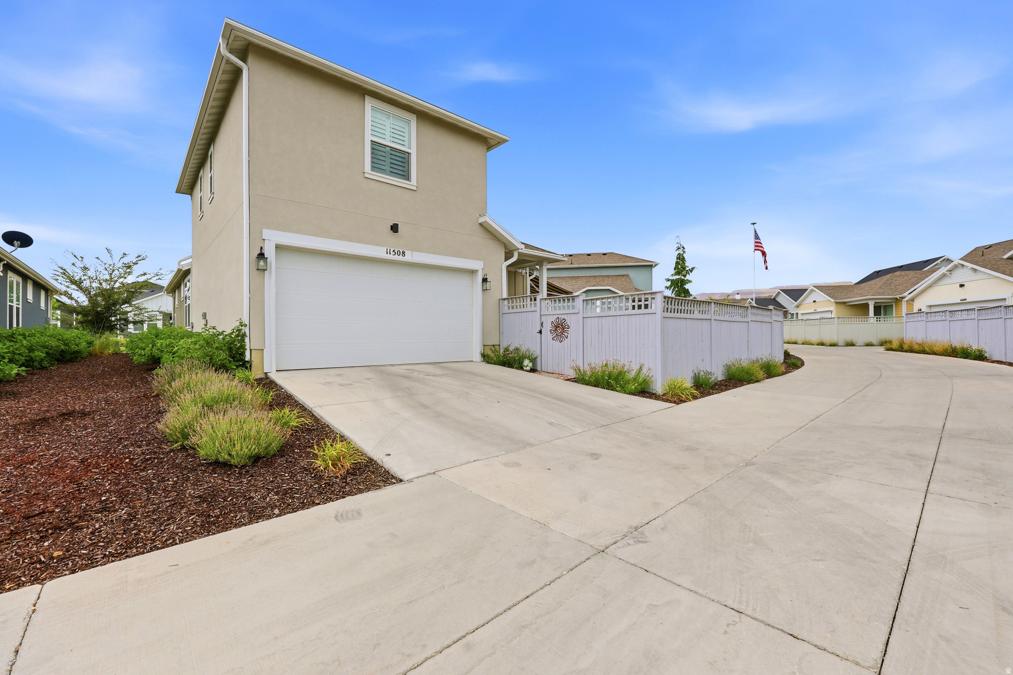 DAYBREAK SPRINGHOUSE - Residential