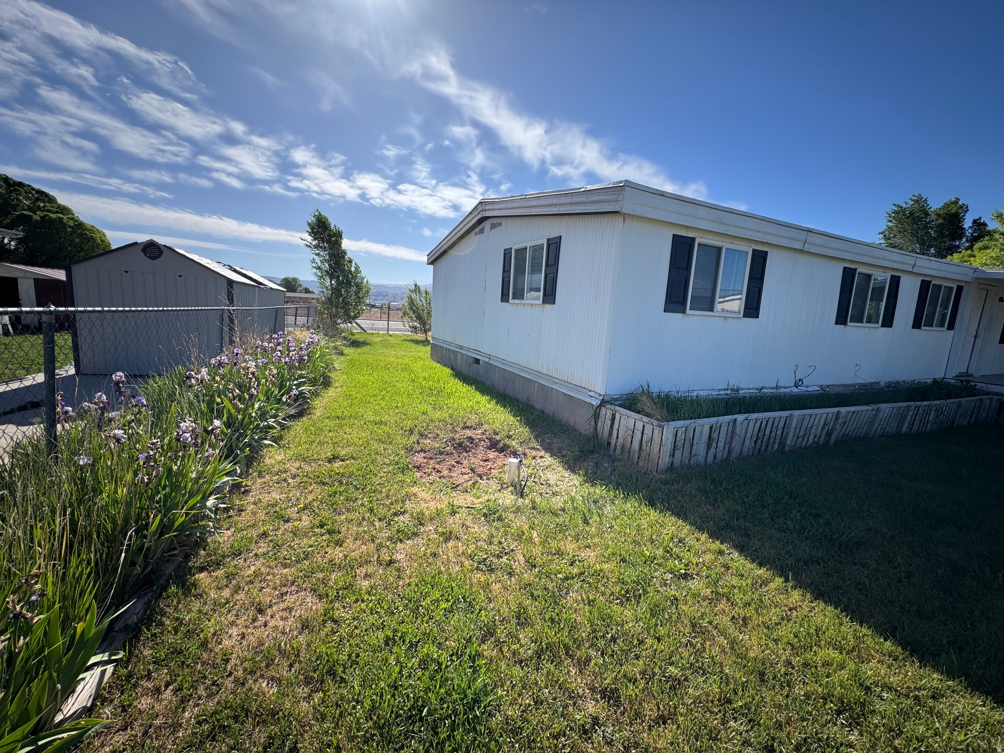 MOUNTAIN VIEW ESTATE - Residential