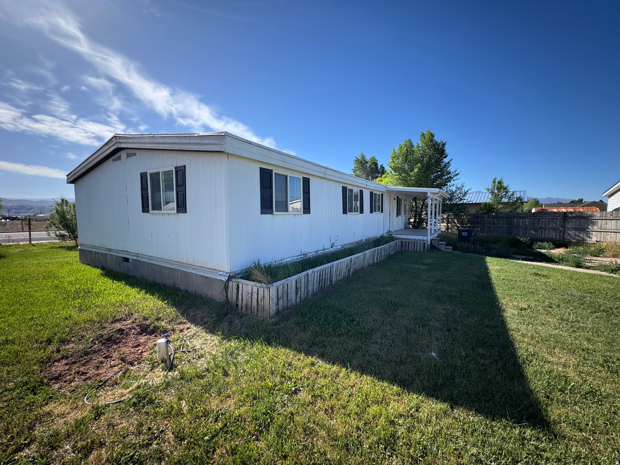 MOUNTAIN VIEW ESTATE - Residential