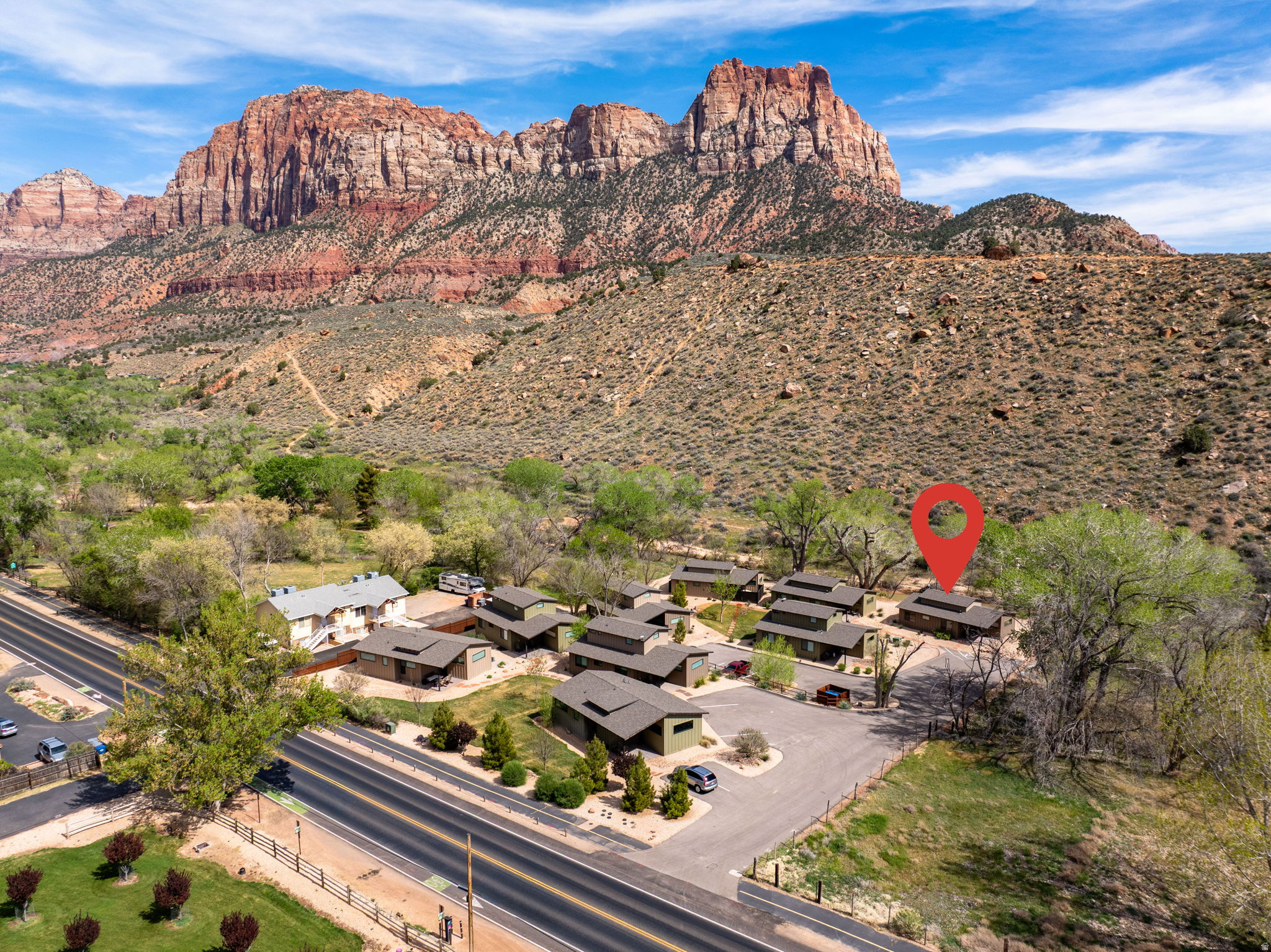 CANYON COTTONWOODS COTTAGES - Residential