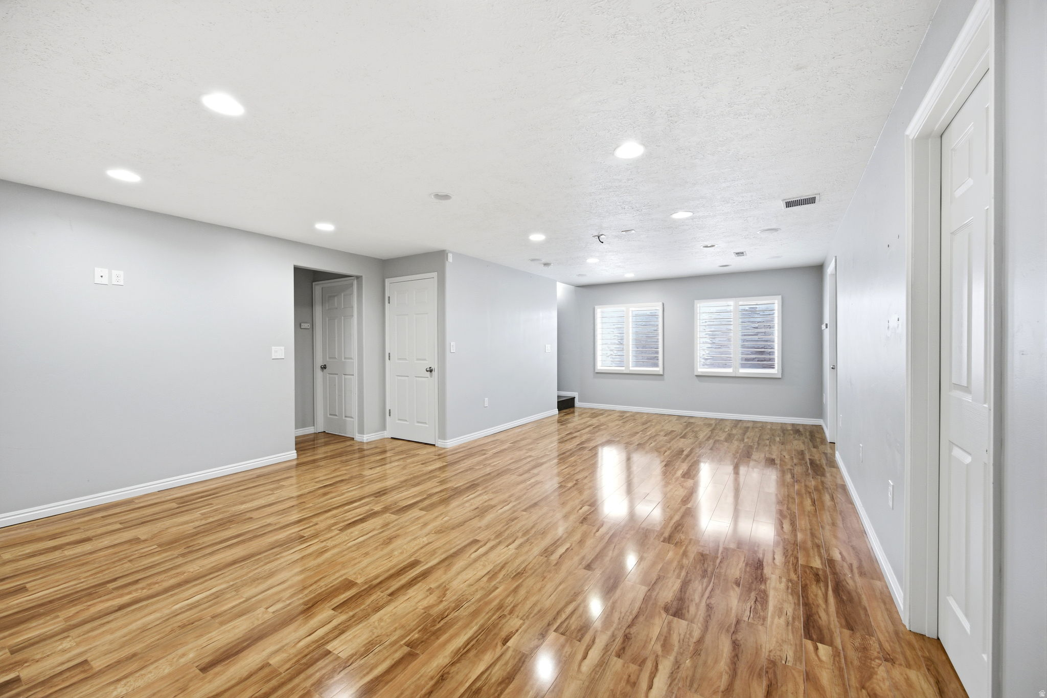 DAYBREAK - Residential