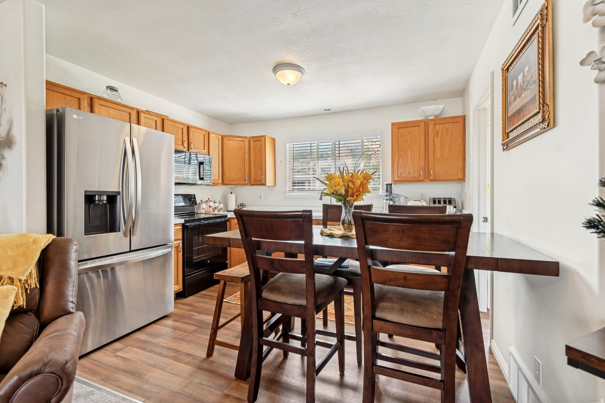 WOOD ESTATES - Residential