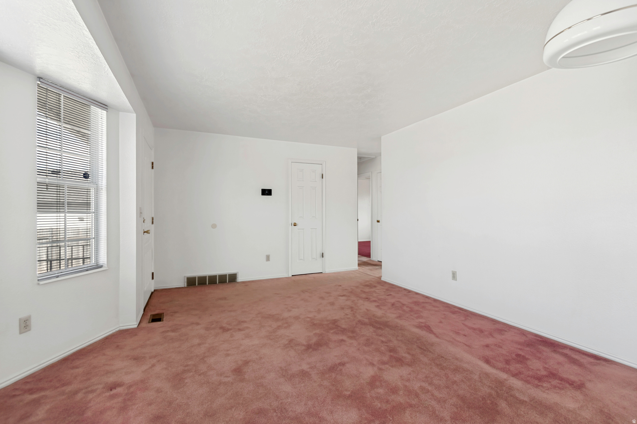 VALLE VIEW PARK PLAC - Residential