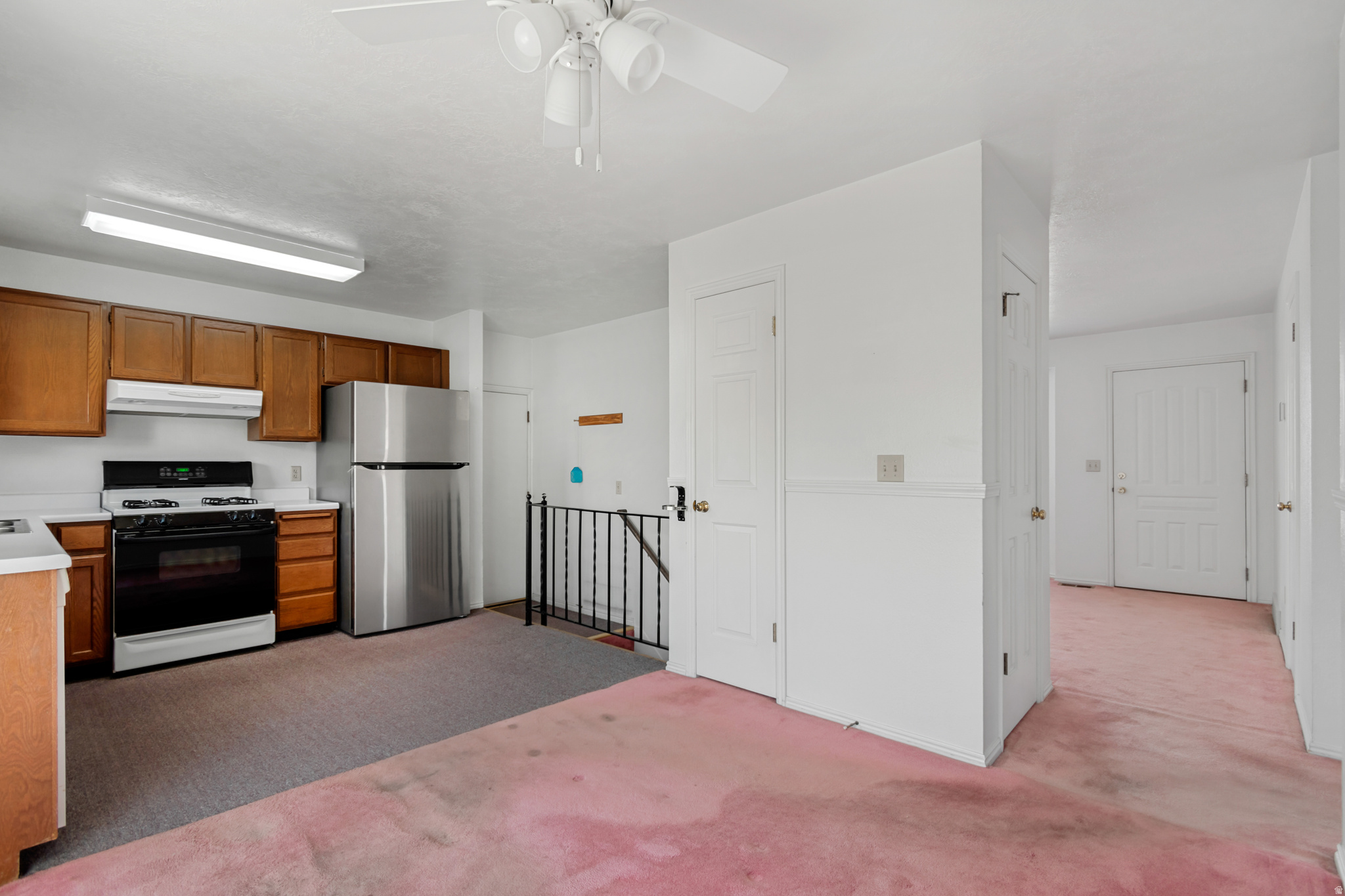 VALLE VIEW PARK PLAC - Residential