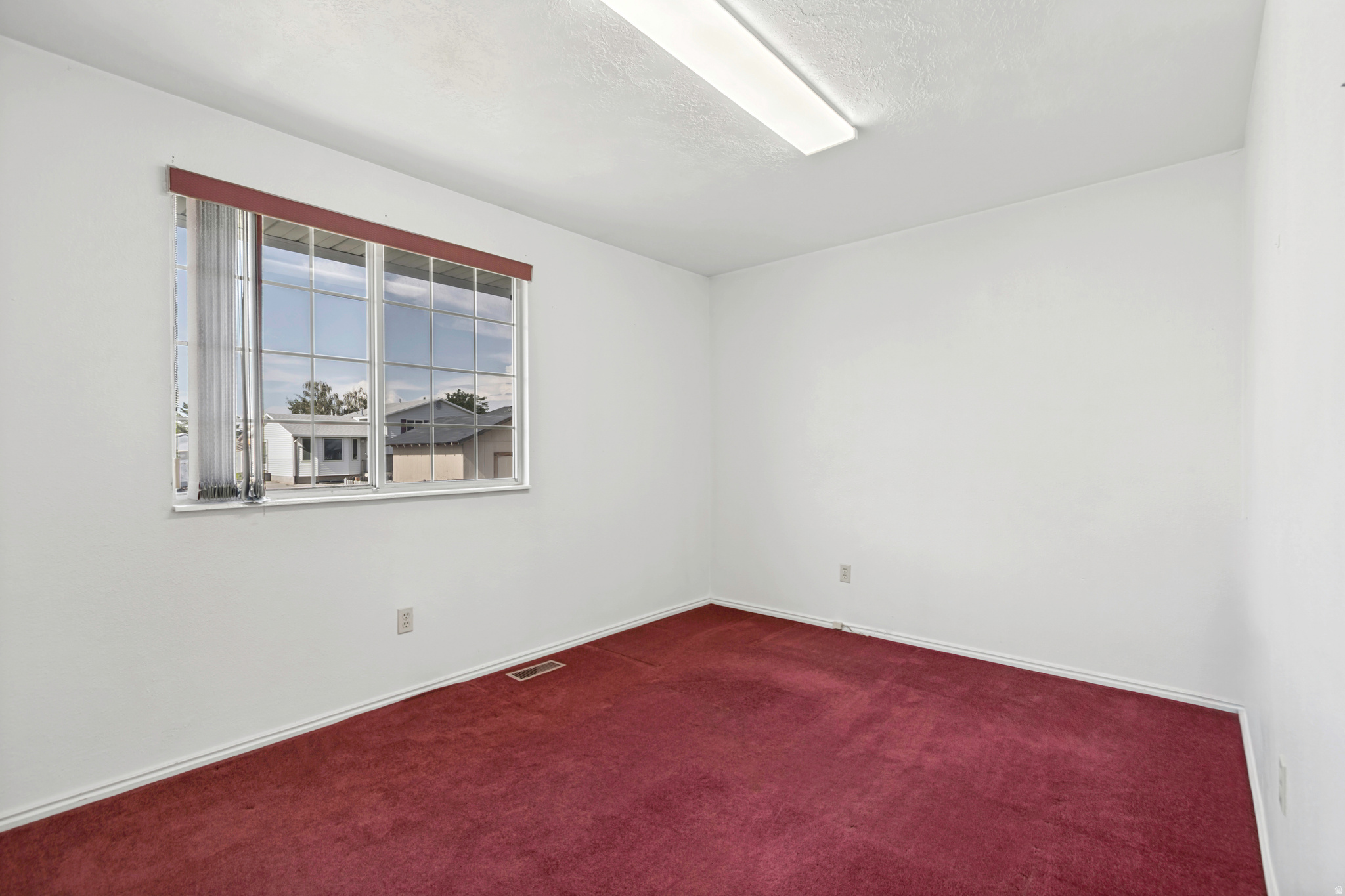 VALLE VIEW PARK PLAC - Residential