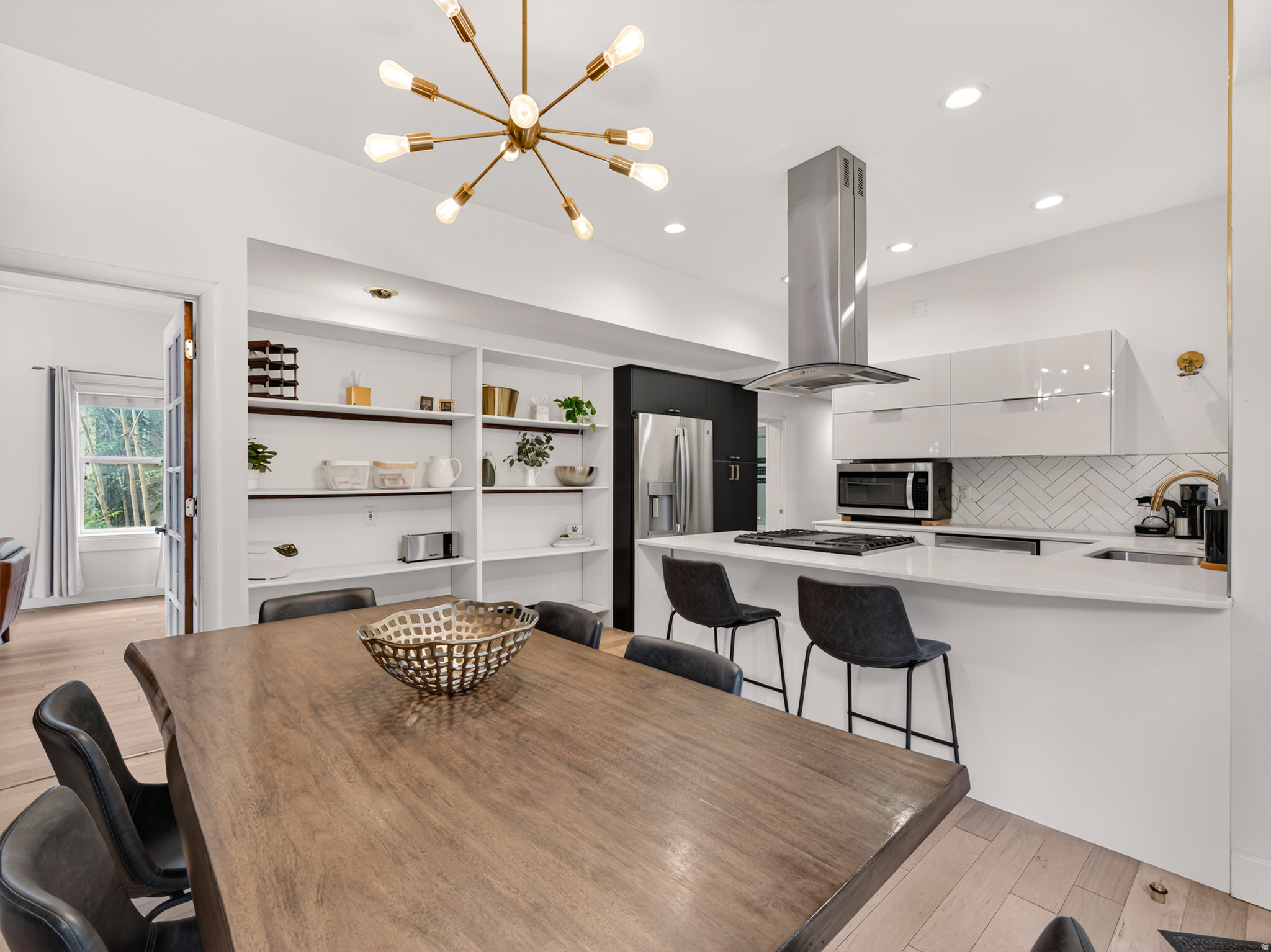 WOODMANSEE SUB - Residential