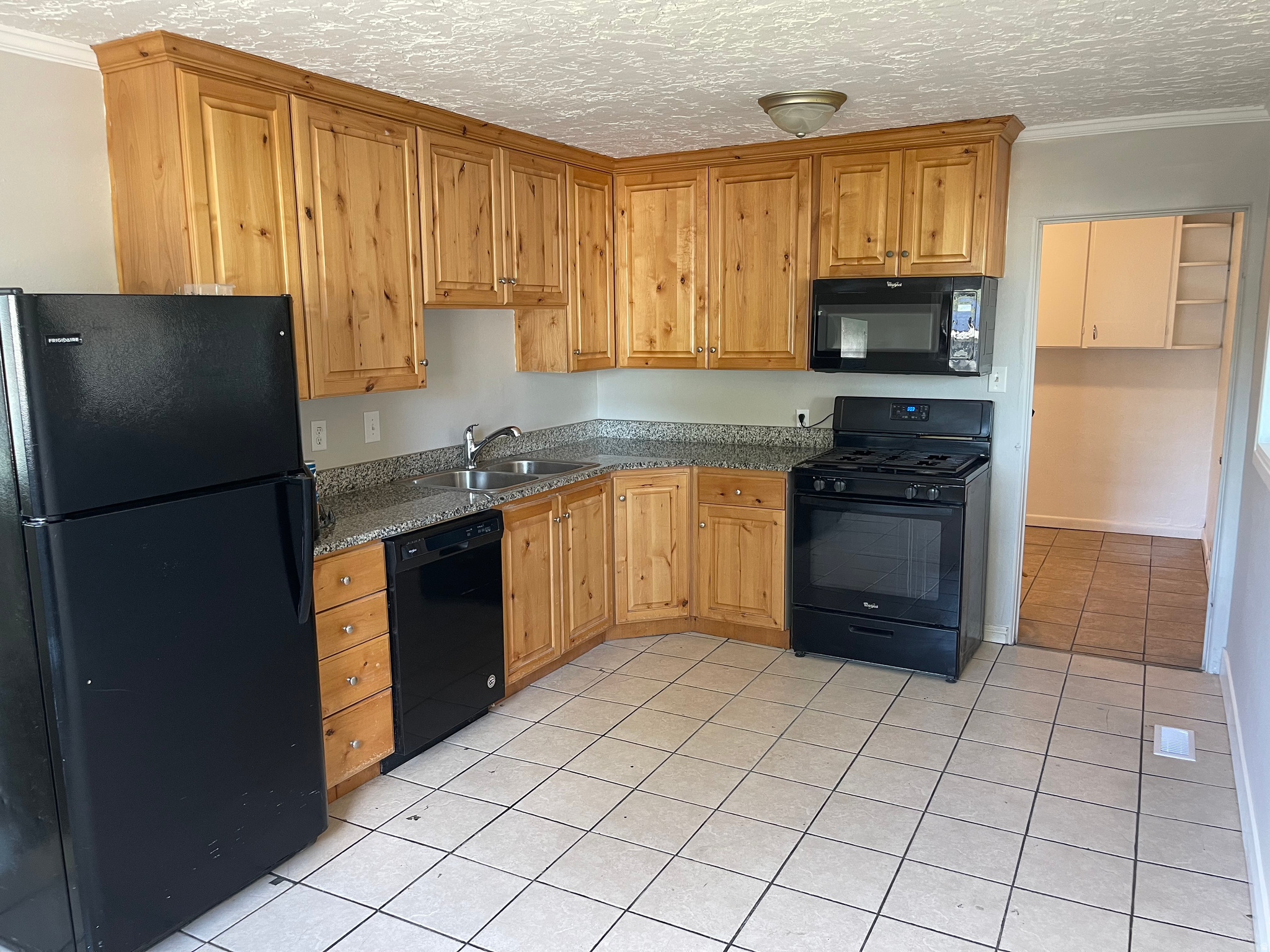 HOFFMAN HEIGHTS - Residential