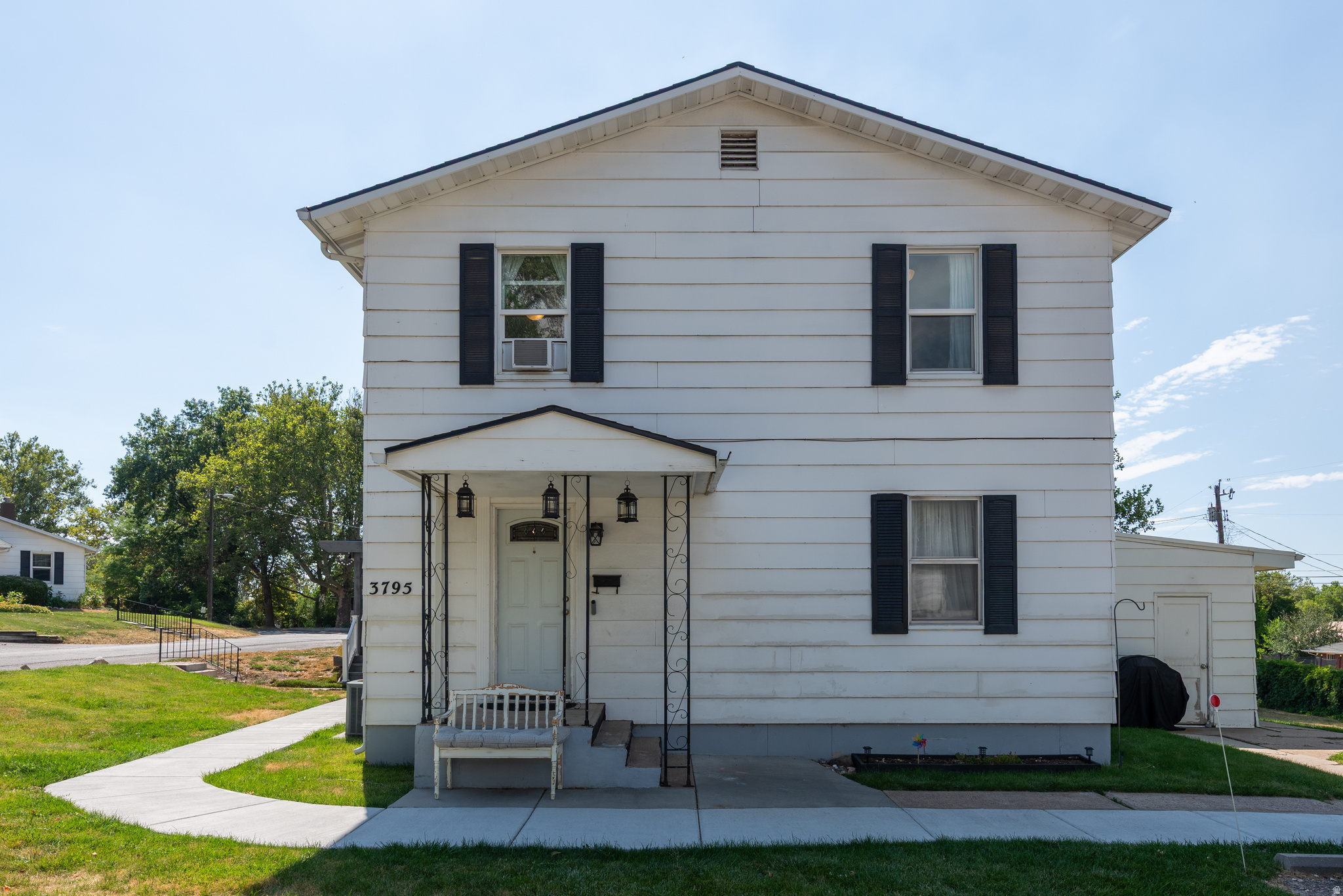 GRANDVIEW ACRES - Residential