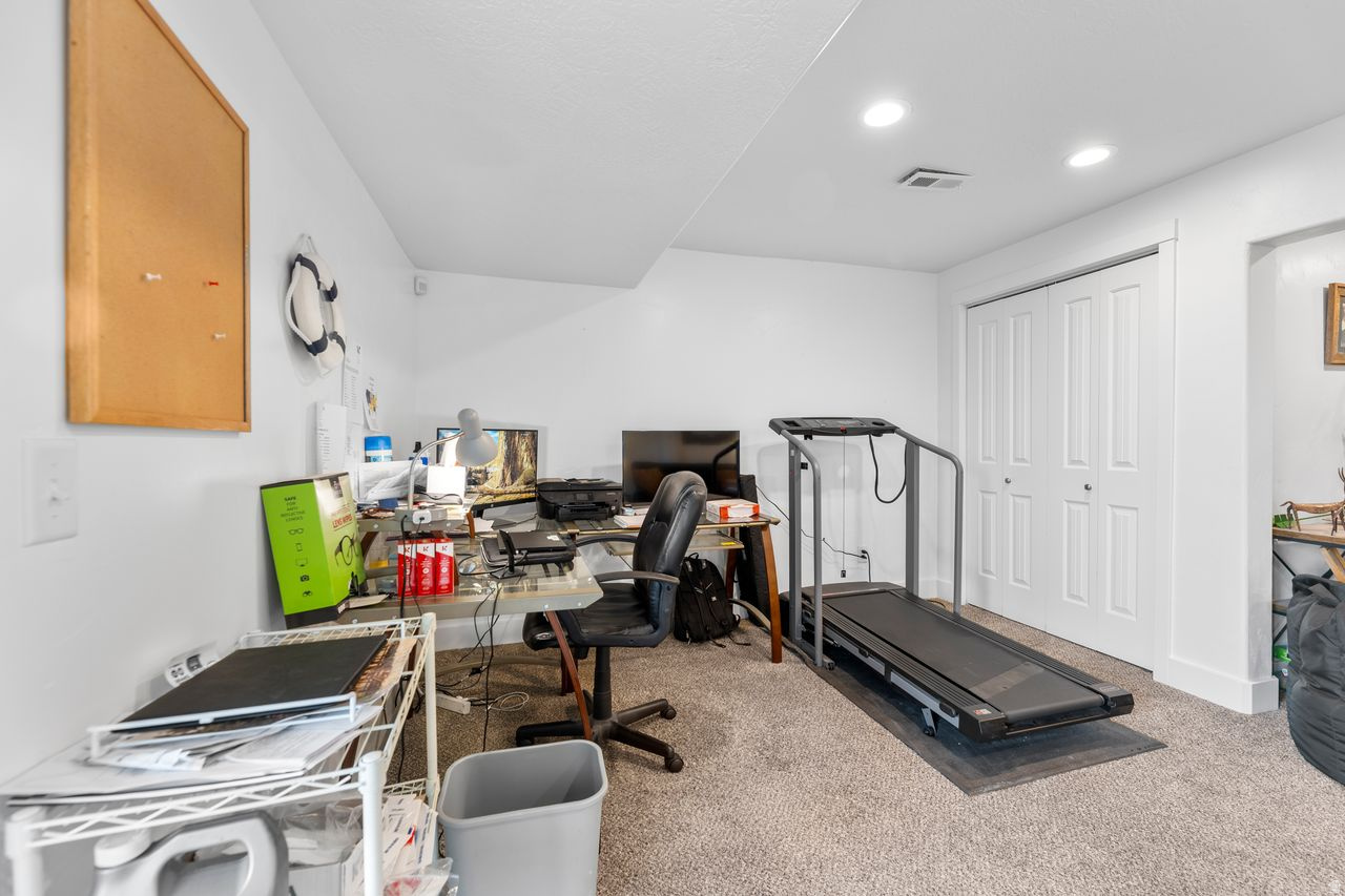 DEARBOURNE HEIGHTS - Residential