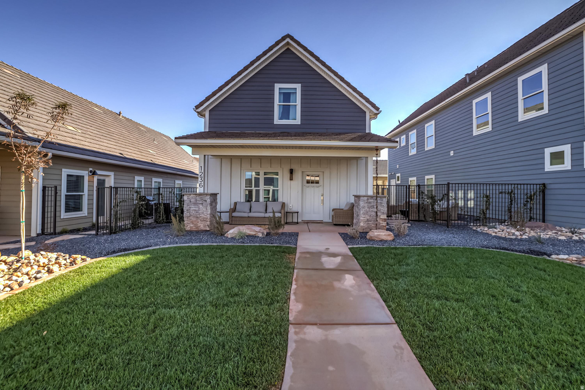 COTTAGES AT THE VILLAGE AT STUCKI FARMS - Residential