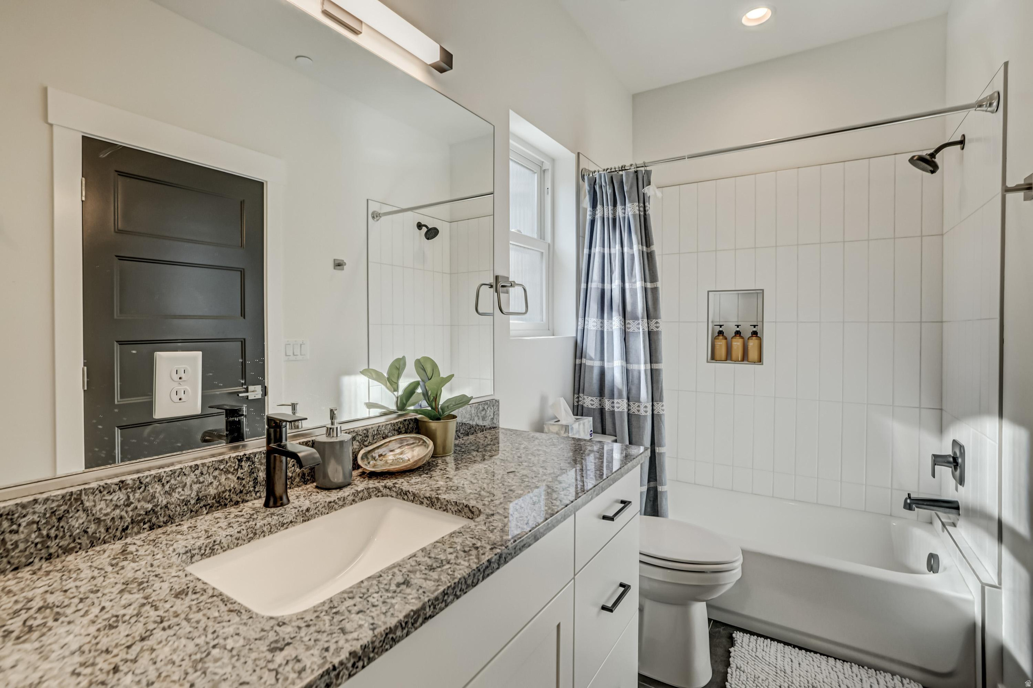 COTTAGES AT THE VILLAGE AT STUCKI FARMS - Residential