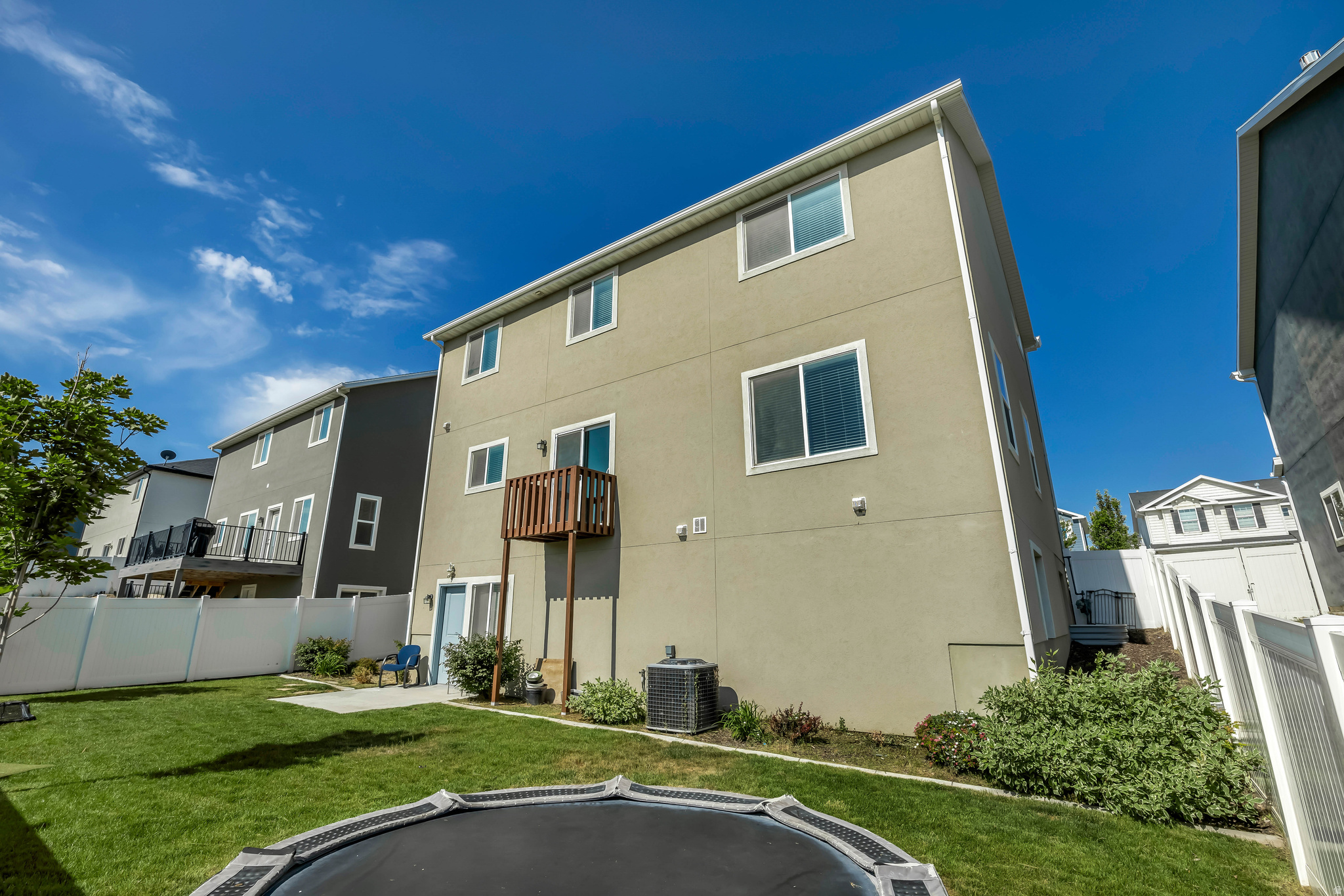 SILVERLAKE - Residential