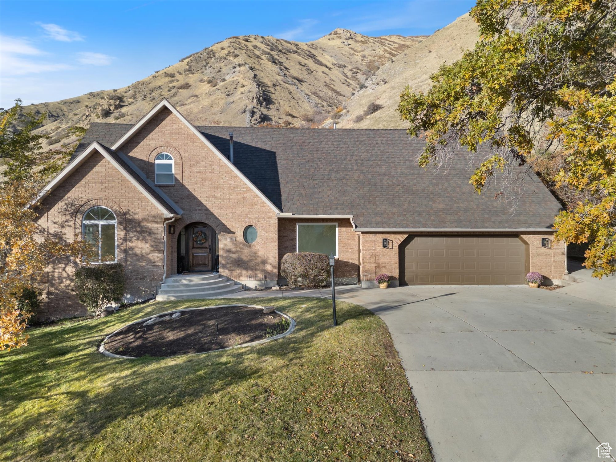 SPRING OAKS - Residential